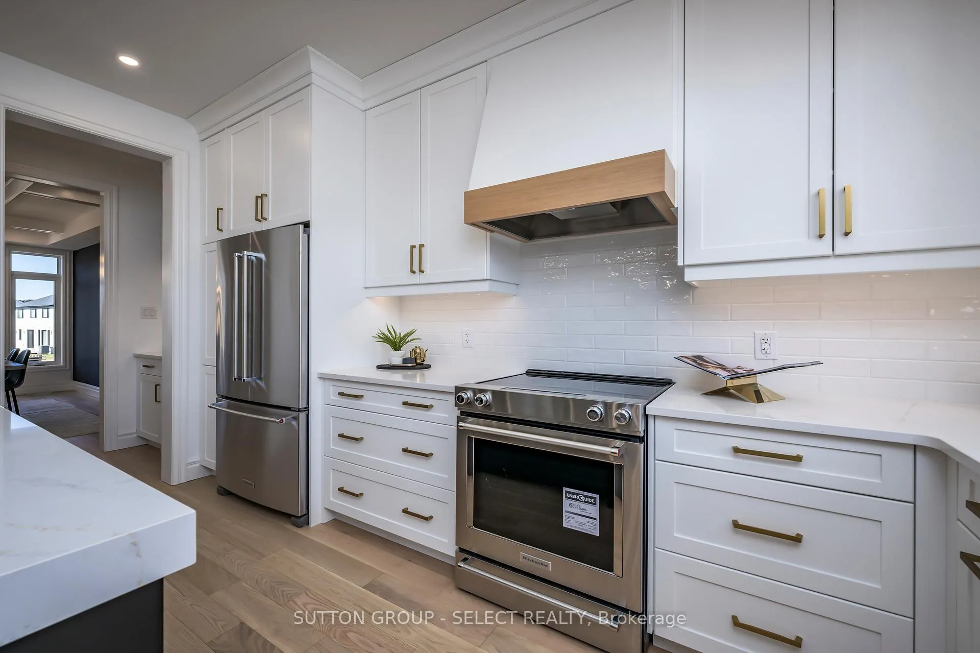 Photo 13 of 210 Harvest Lane, Thames Centre, Dorchester — HOMEH