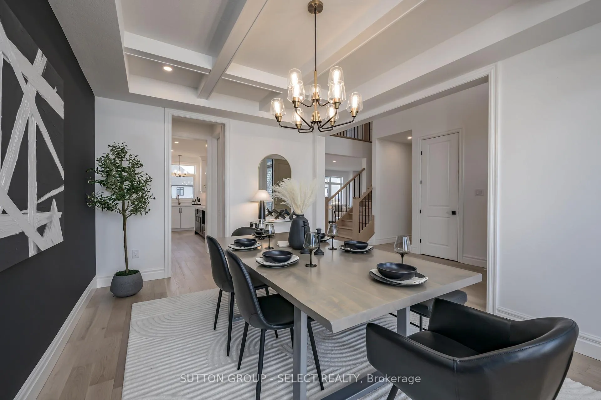 Photo 16 of 210 Harvest Lane, Thames Centre, Dorchester — HOMEH