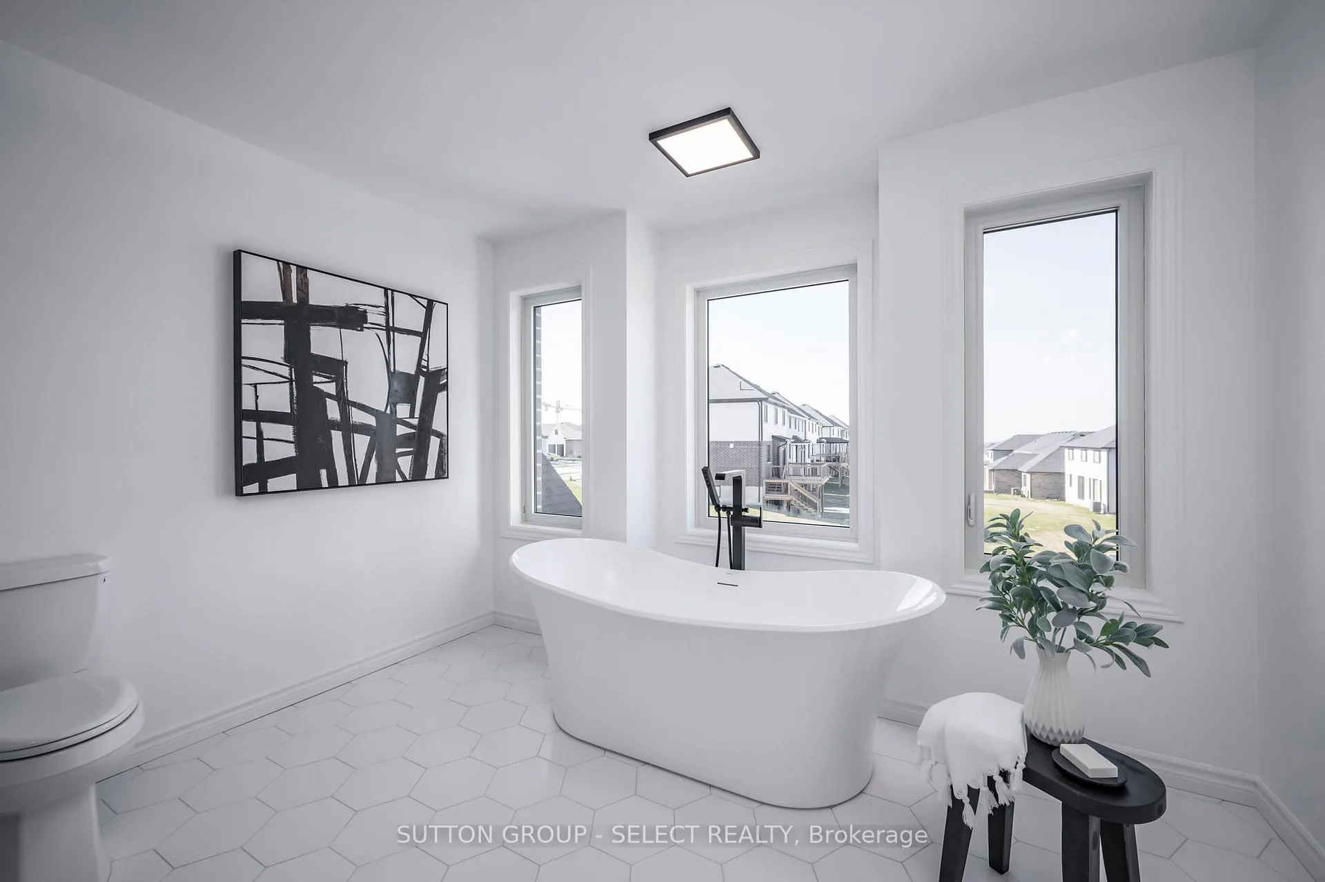 Photo 27 of 210 Harvest Lane, Thames Centre, Dorchester — HOMEH