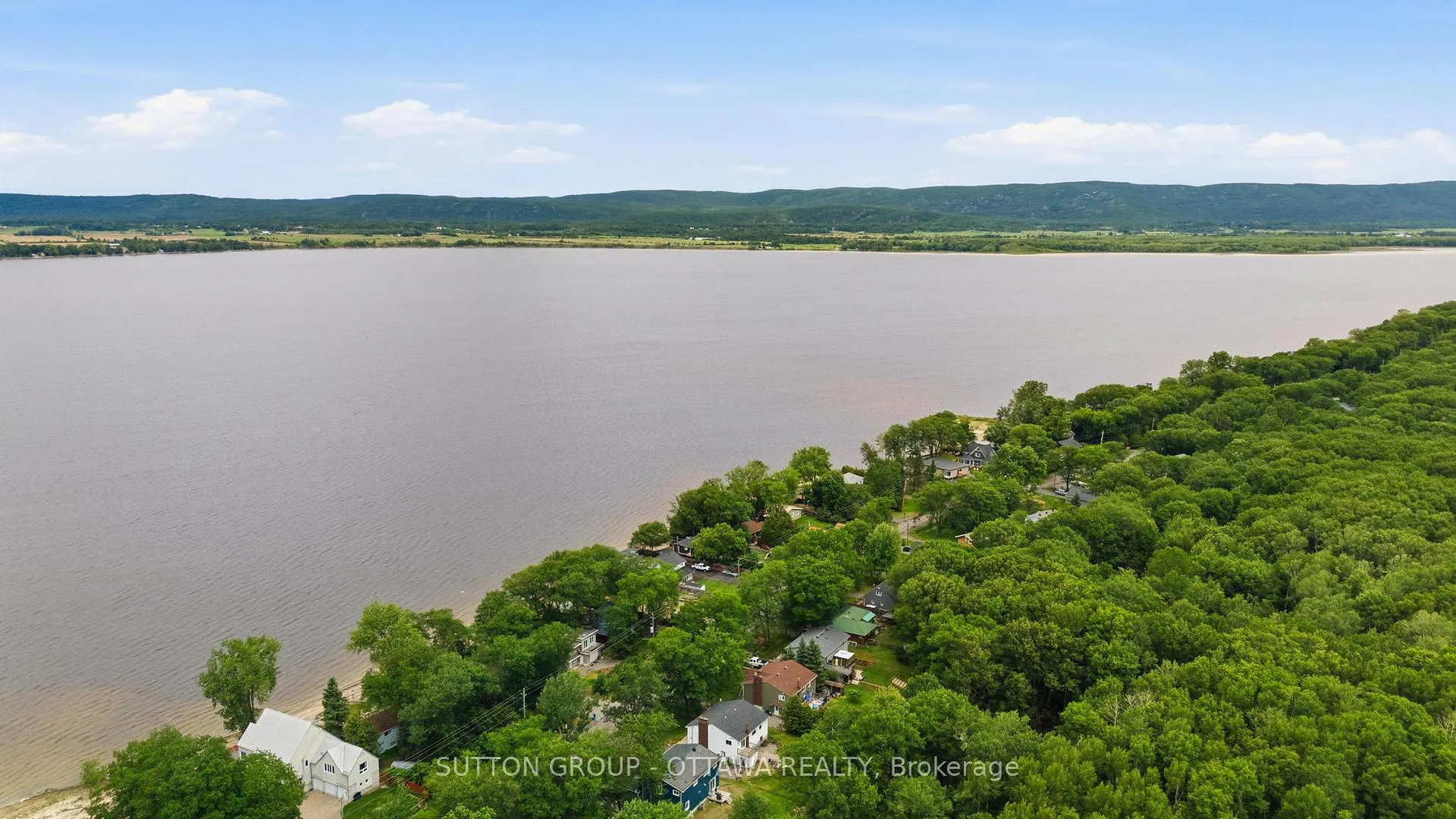 Photo 16 of 829 Bayview Drive, Ottawa, Constance Bay — HOMEH