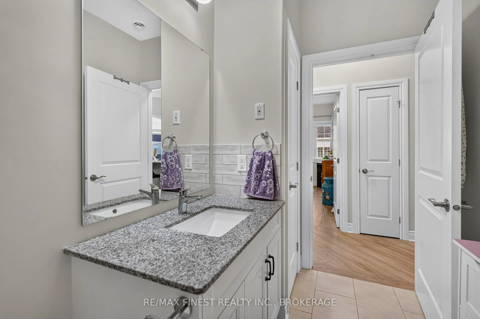 Photo 16 of Unit 90, 52 Lowry Place, Loyalist, Amherstview — HOMEH