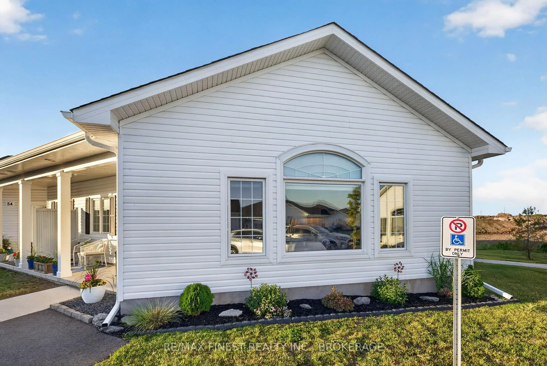 Photo 23 of Unit 90, 52 Lowry Place, Loyalist, Amherstview — HOMEH