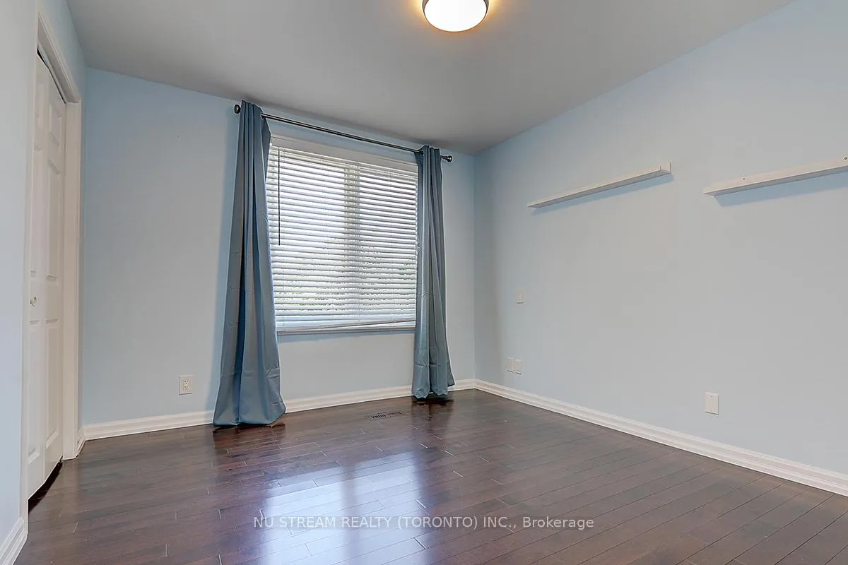 Photo 13 of 47 Hemingway Crescent, Markham, Unionville — HOMEH