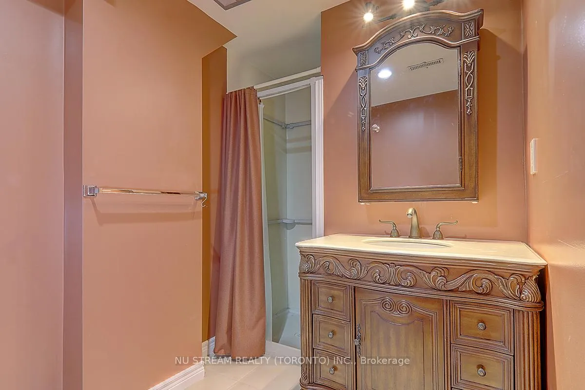 Photo 19 of 47 Hemingway Crescent, Markham, Unionville — HOMEH