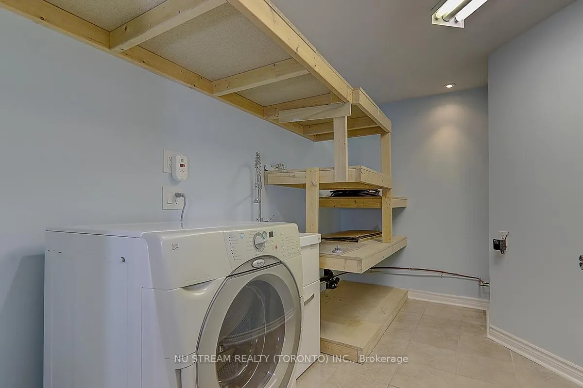 Photo 20 of 47 Hemingway Crescent, Markham, Unionville — HOMEH
