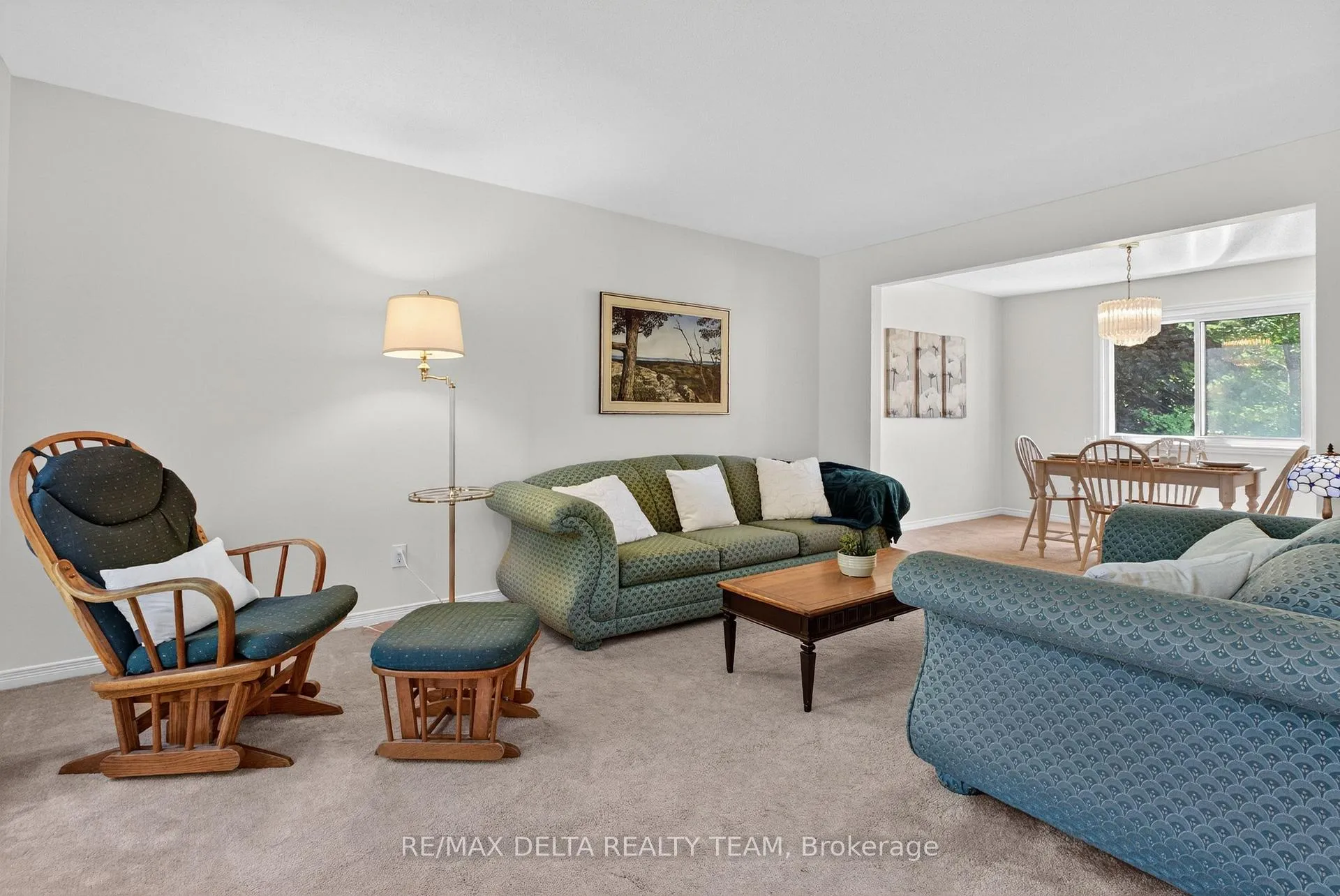 Photo 11 of 664 Thicket Way, Ottawa, Fallingbrook/Gardenway South — HOMEH