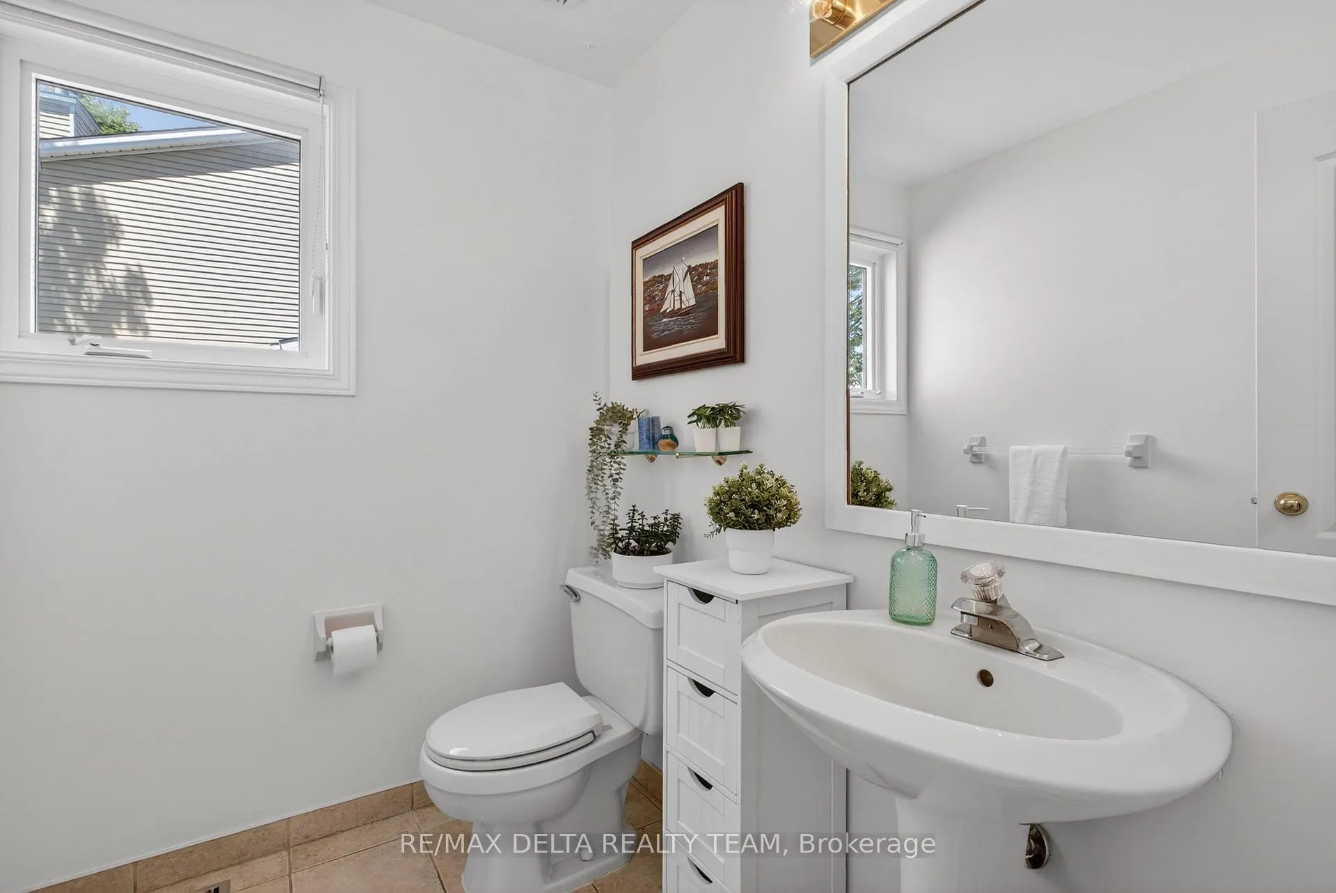 Photo 16 of 664 Thicket Way, Ottawa, Fallingbrook/Gardenway South — HOMEH