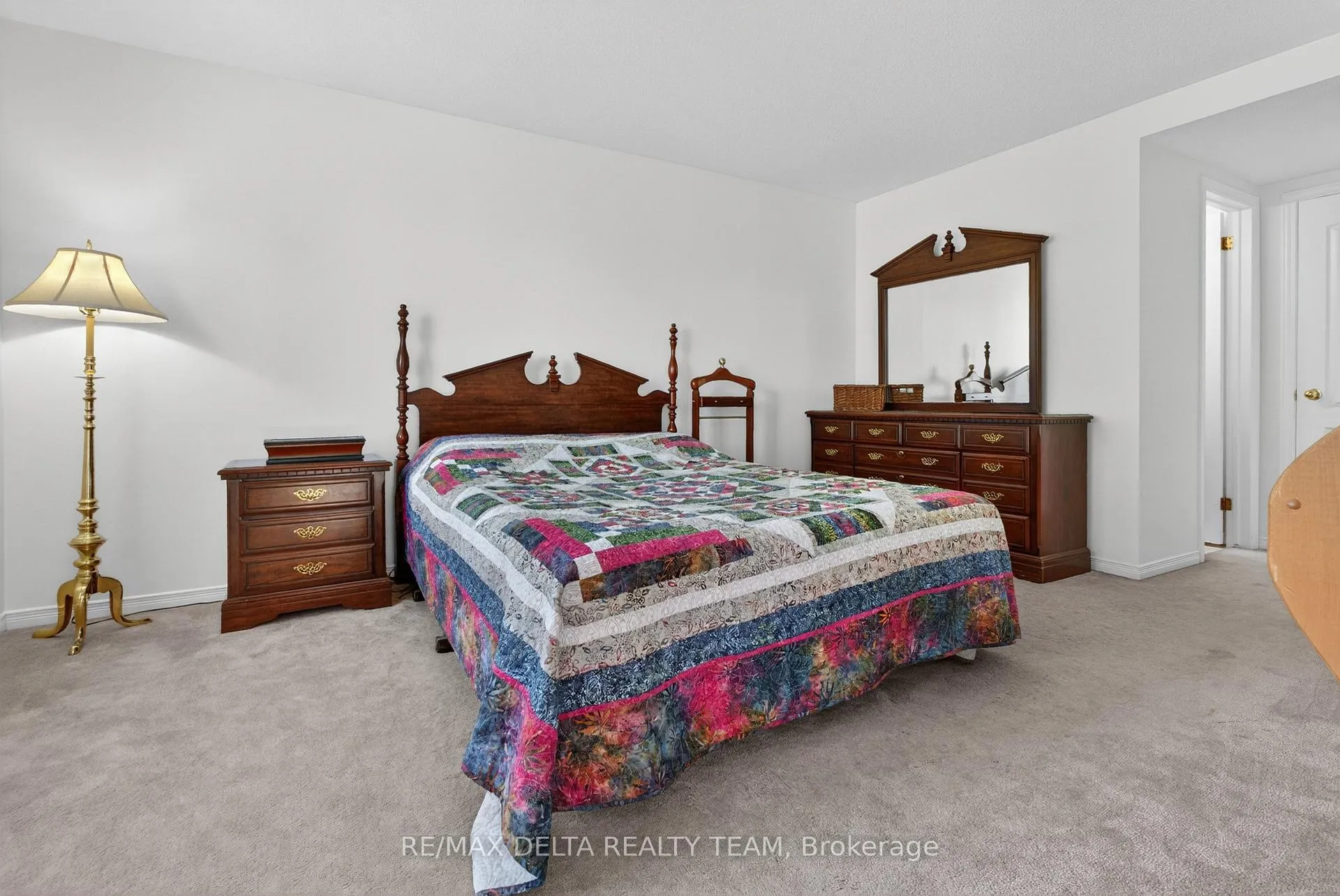 Photo 32 of 664 Thicket Way, Ottawa, Fallingbrook/Gardenway South — HOMEH