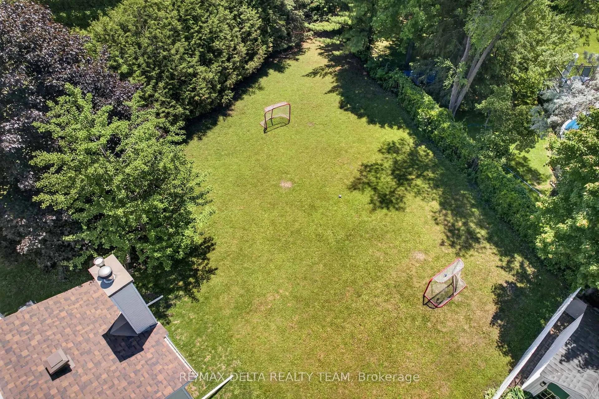Photo 41 of 664 Thicket Way, Ottawa, Fallingbrook/Gardenway South — HOMEH