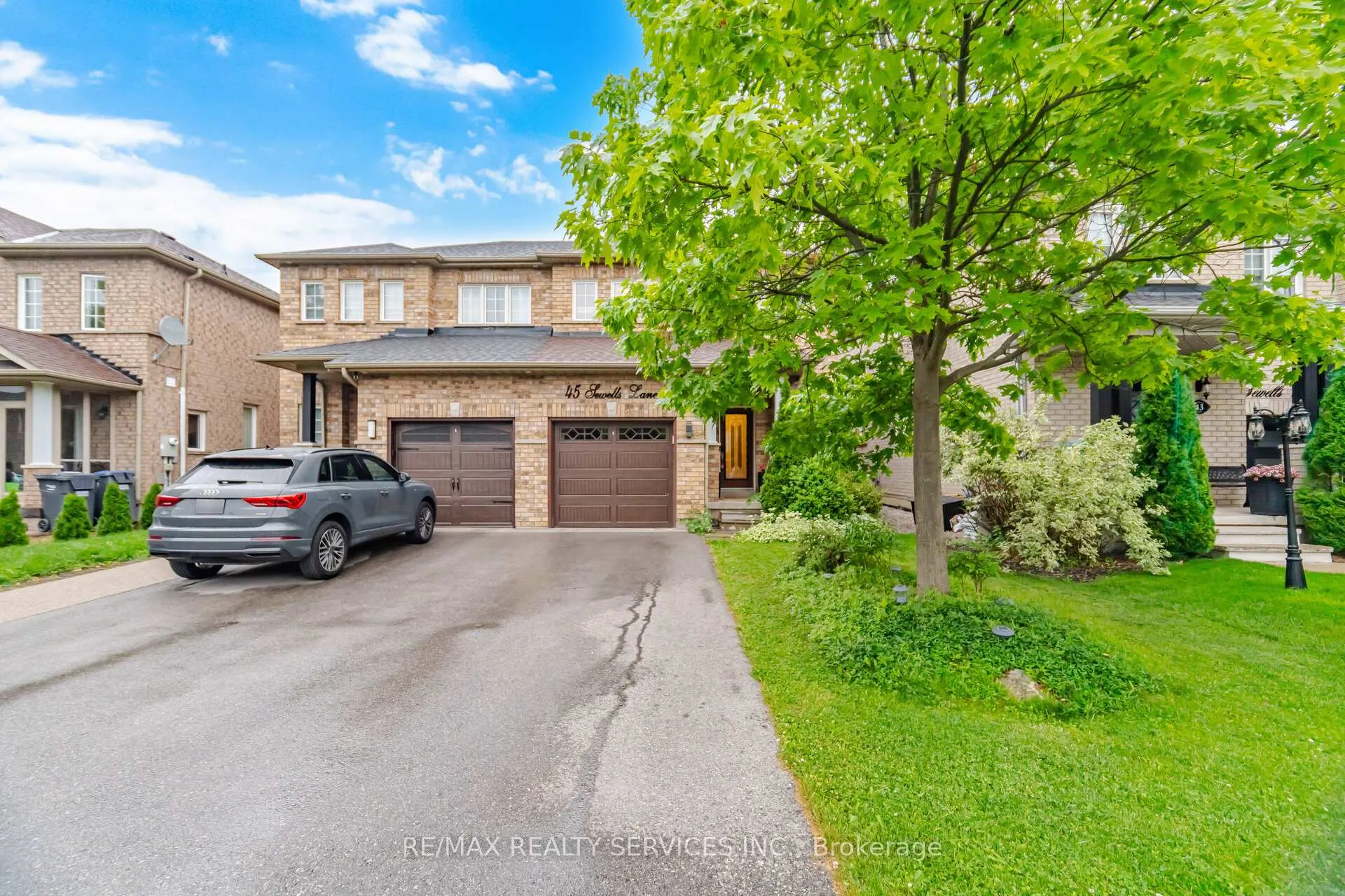 Photo 1 of 45 Sewells Lane, Brampton, Fletcher's Meadow — HOMEH