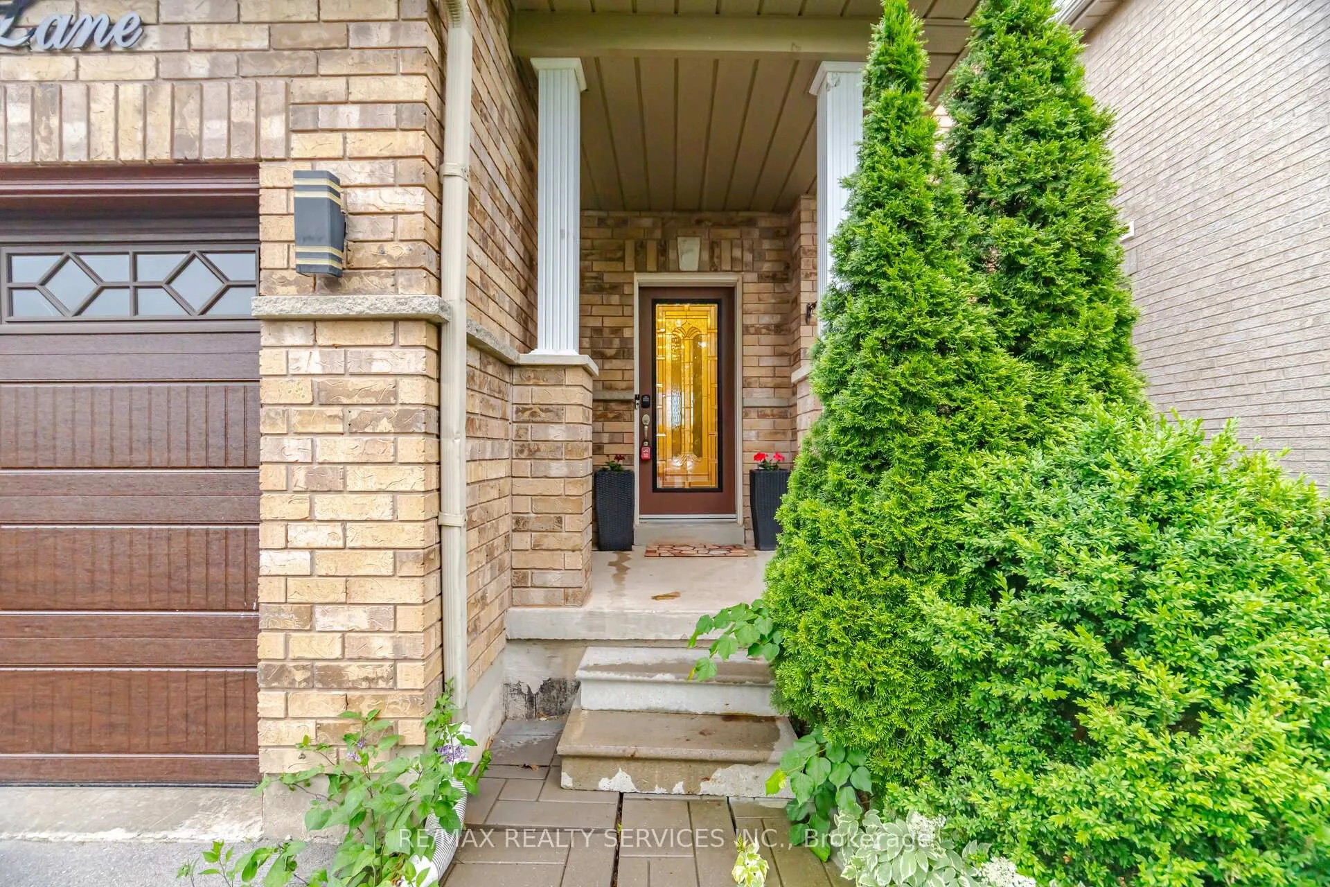 Photo 5 of 45 Sewells Lane, Brampton, Fletcher's Meadow — HOMEH