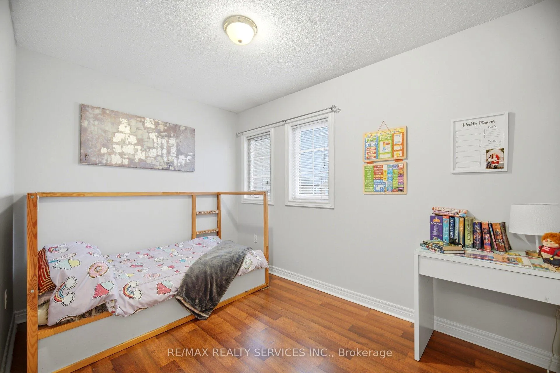 Photo 27 of 45 Sewells Lane, Brampton, Fletcher's Meadow — HOMEH