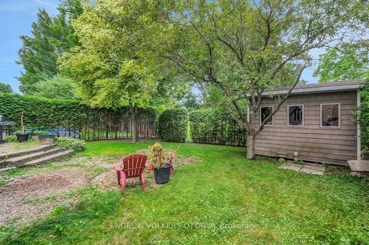 Photo 47 of 1965 Du Clairvaux Road, Ottawa, Chapel Hill — HOMEH