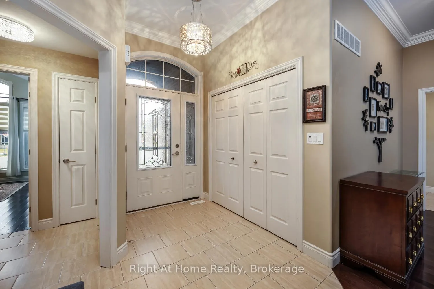 Photo 5 of 22 Lavender Place, Belleville, Belleville Ward — HOMEH