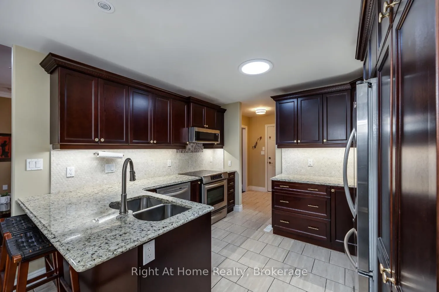 Photo 8 of 22 Lavender Place, Belleville, Belleville Ward — HOMEH