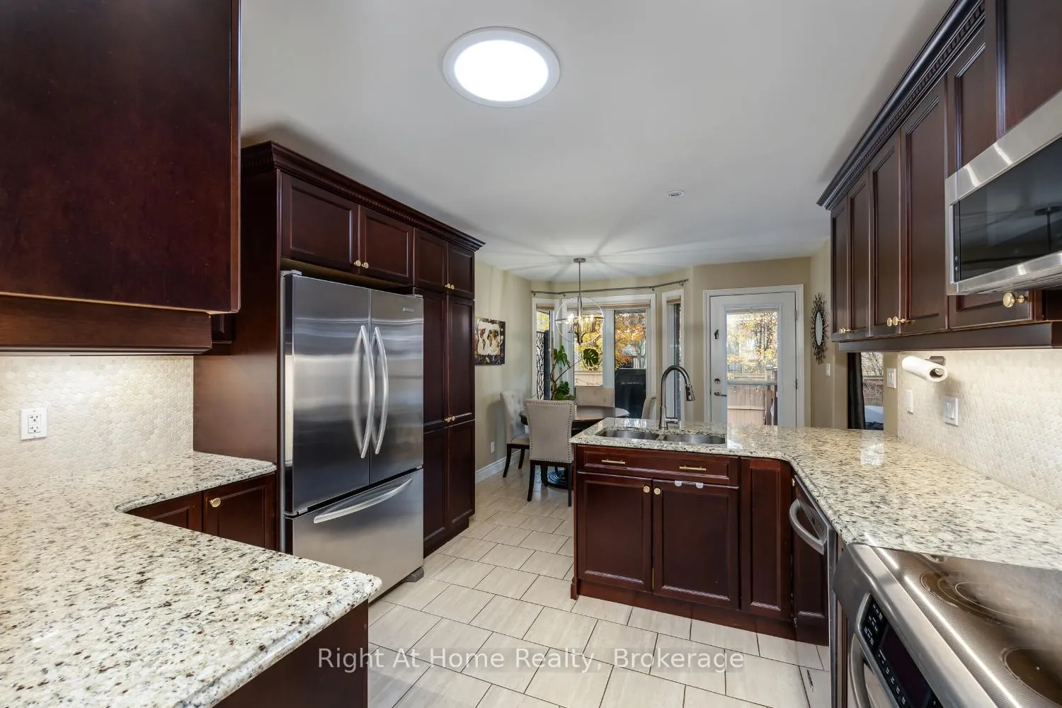 Photo 9 of 22 Lavender Place, Belleville, Belleville Ward — HOMEH