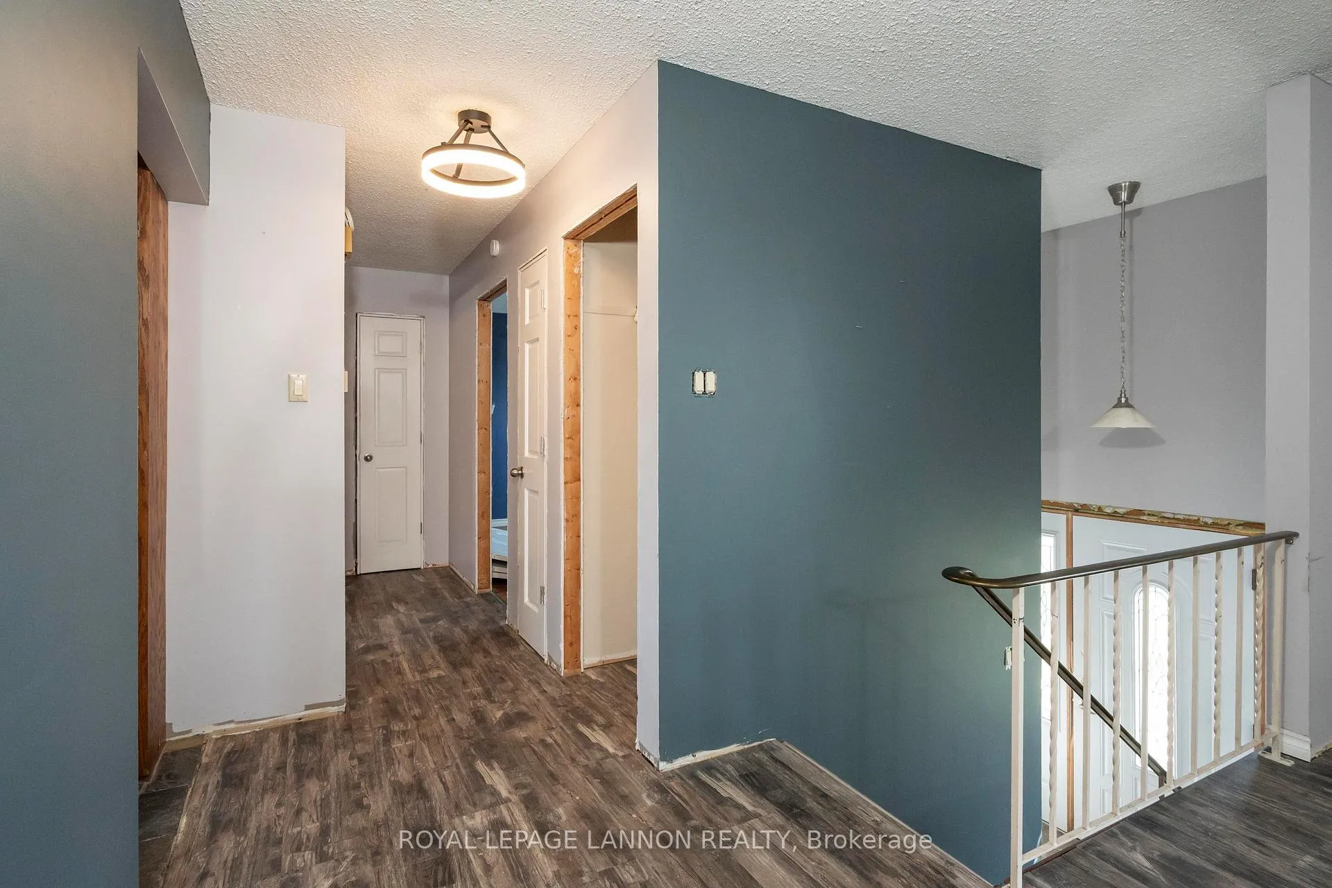 Photo 18 of 423 Brittany Drive, Thunder Bay, John Street North — HOMEH