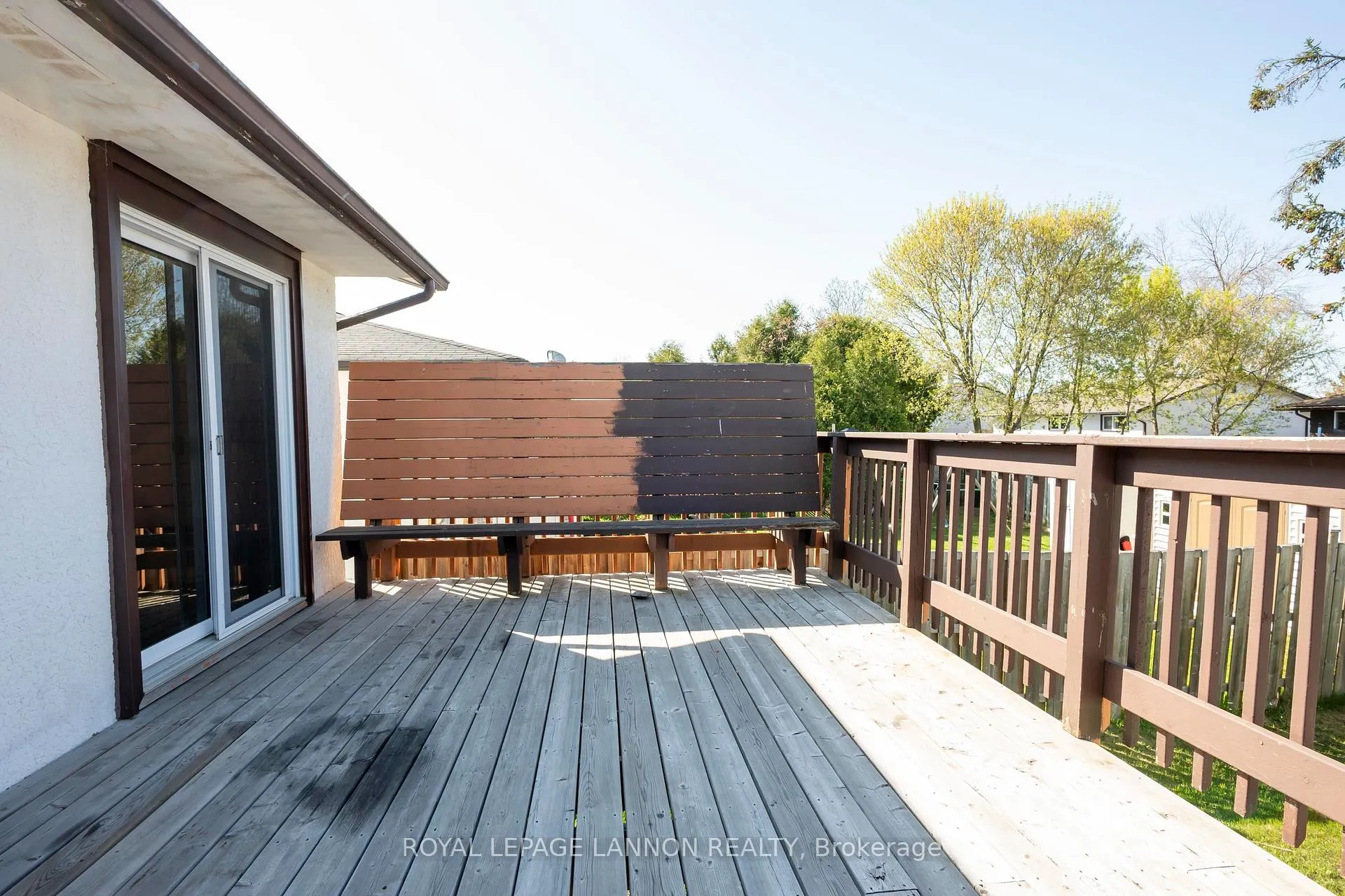 Photo 31 of 423 Brittany Drive, Thunder Bay, John Street North — HOMEH