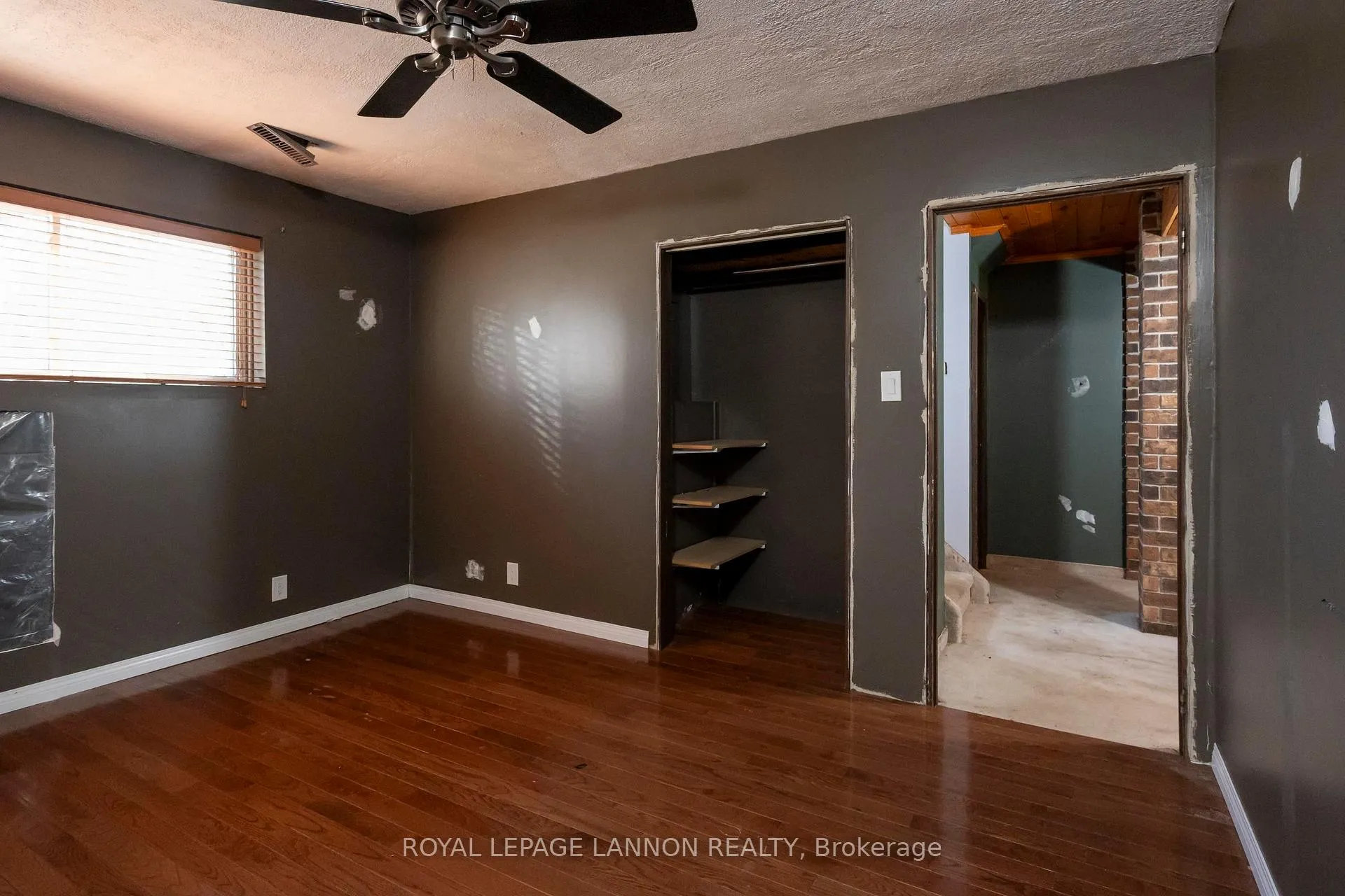 Photo 37 of 423 Brittany Drive, Thunder Bay, John Street North — HOMEH