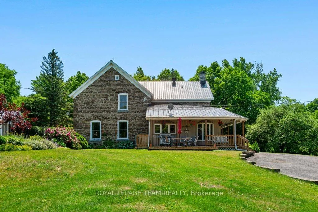 Photo 7 of 10095 Shaw Road, North Dundas, North Dundas (Mountain) Twp — HOMEH