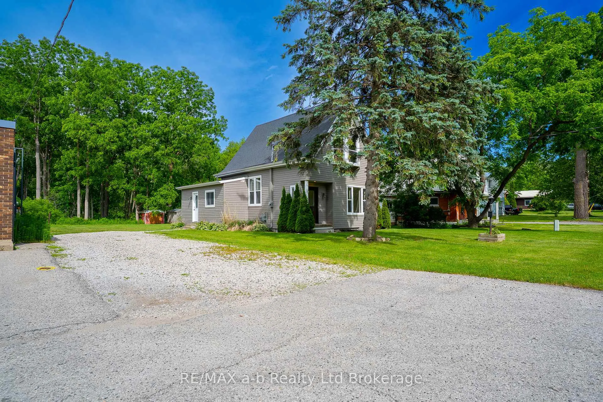 Front of 14 Old Vienna Road