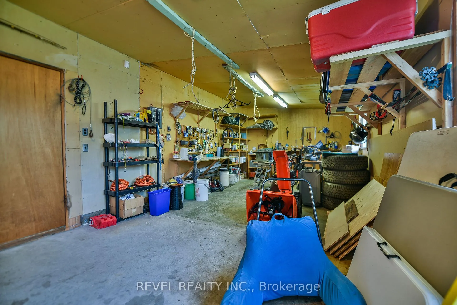 Photo 26 of 121 Hellen Avenue, Timmins, SP - Main Area — HOMEH