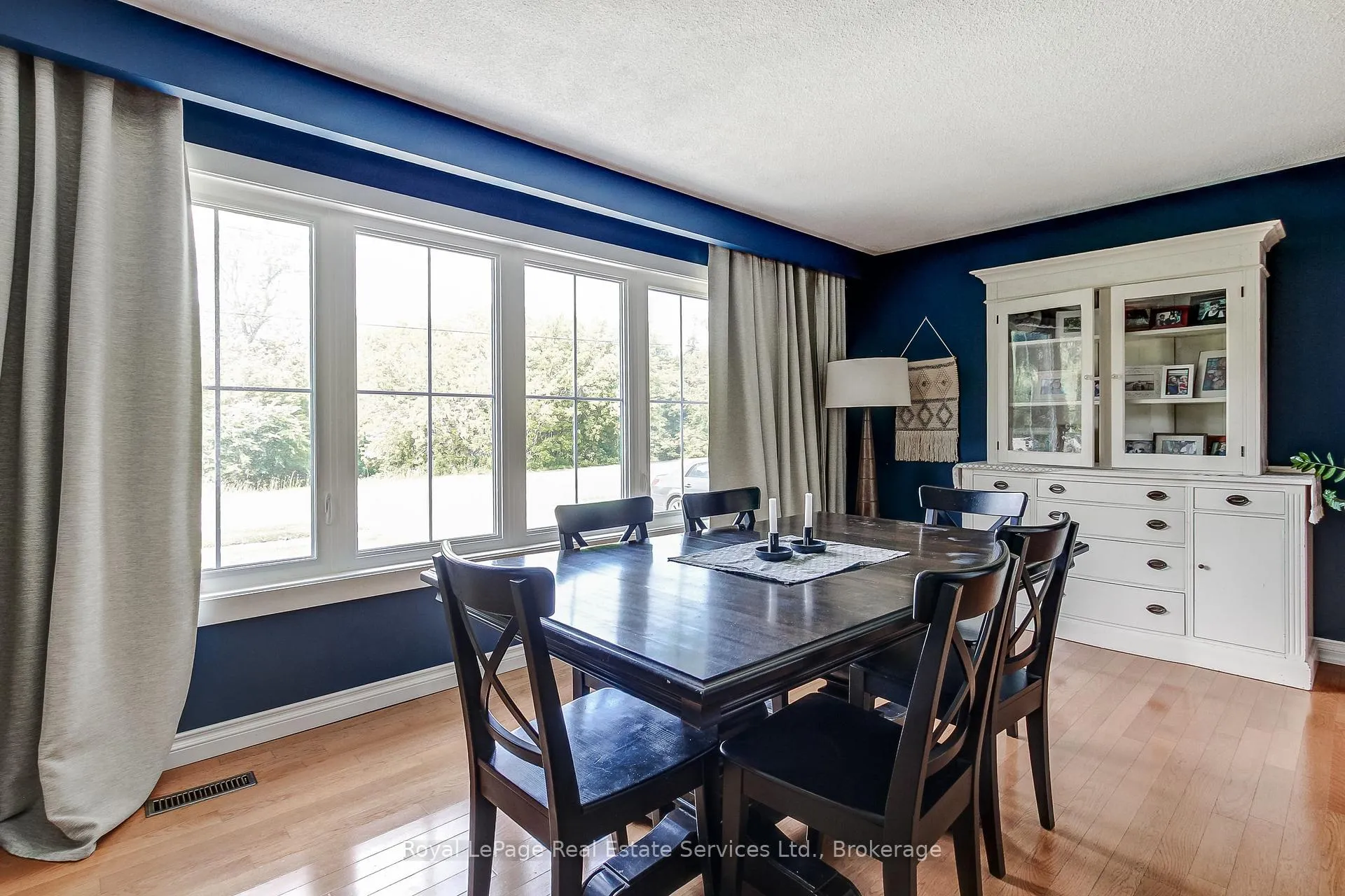 Photo 18 of 453 Warminster Drive, Oakville, West — HOMEH