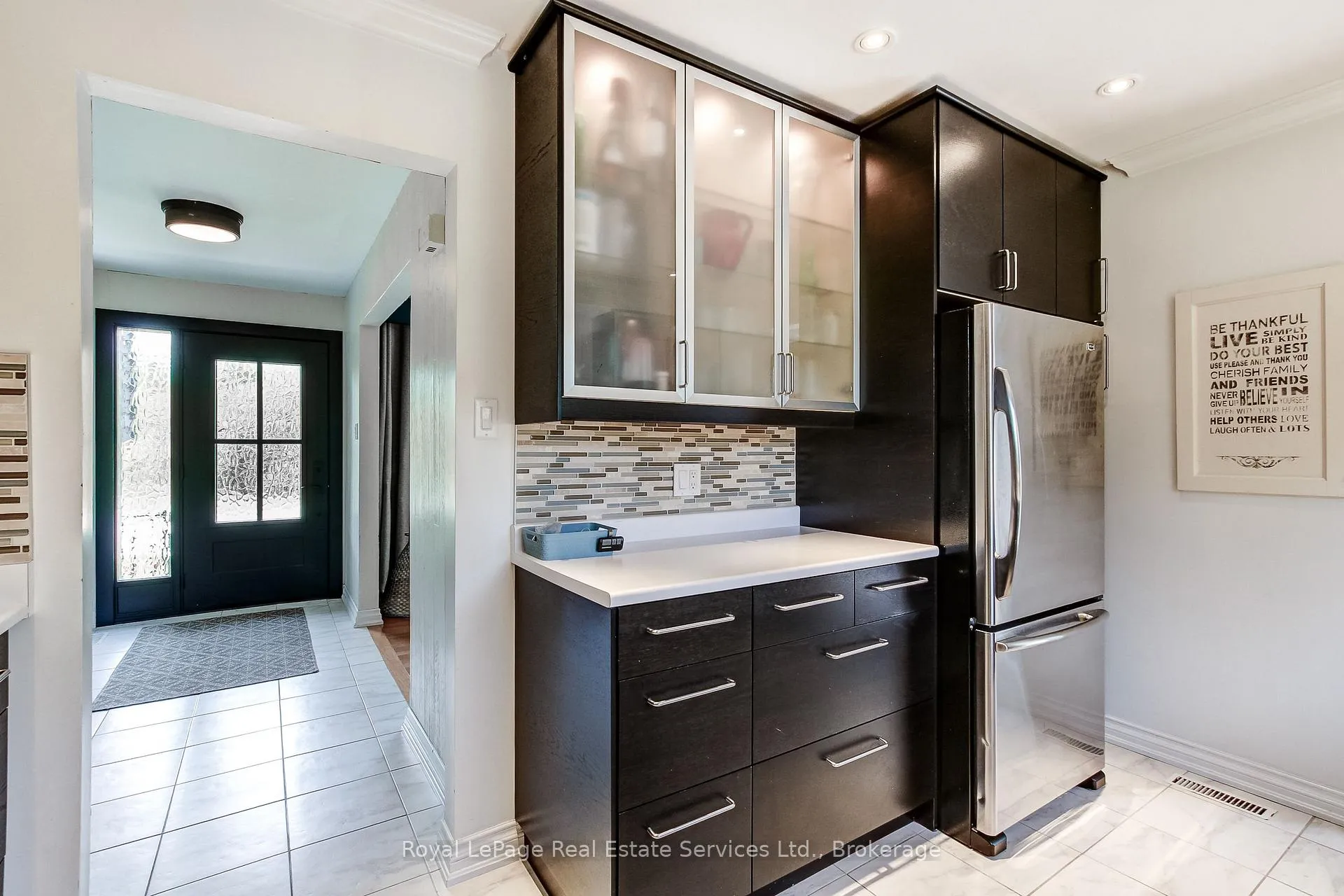 Photo 24 of 453 Warminster Drive, Oakville, West — HOMEH