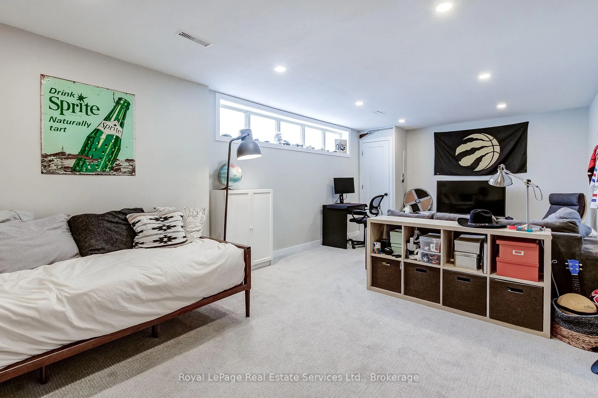 Photo 46 of 453 Warminster Drive, Oakville, West — HOMEH