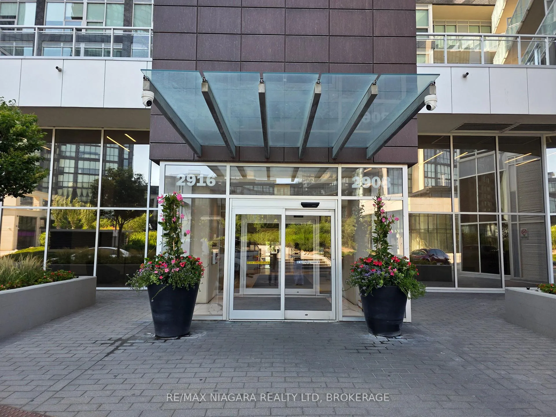 Photo 2 of Unit 3503, 2916 highway 7 Road W, Vaughan, Concord — HOMEH