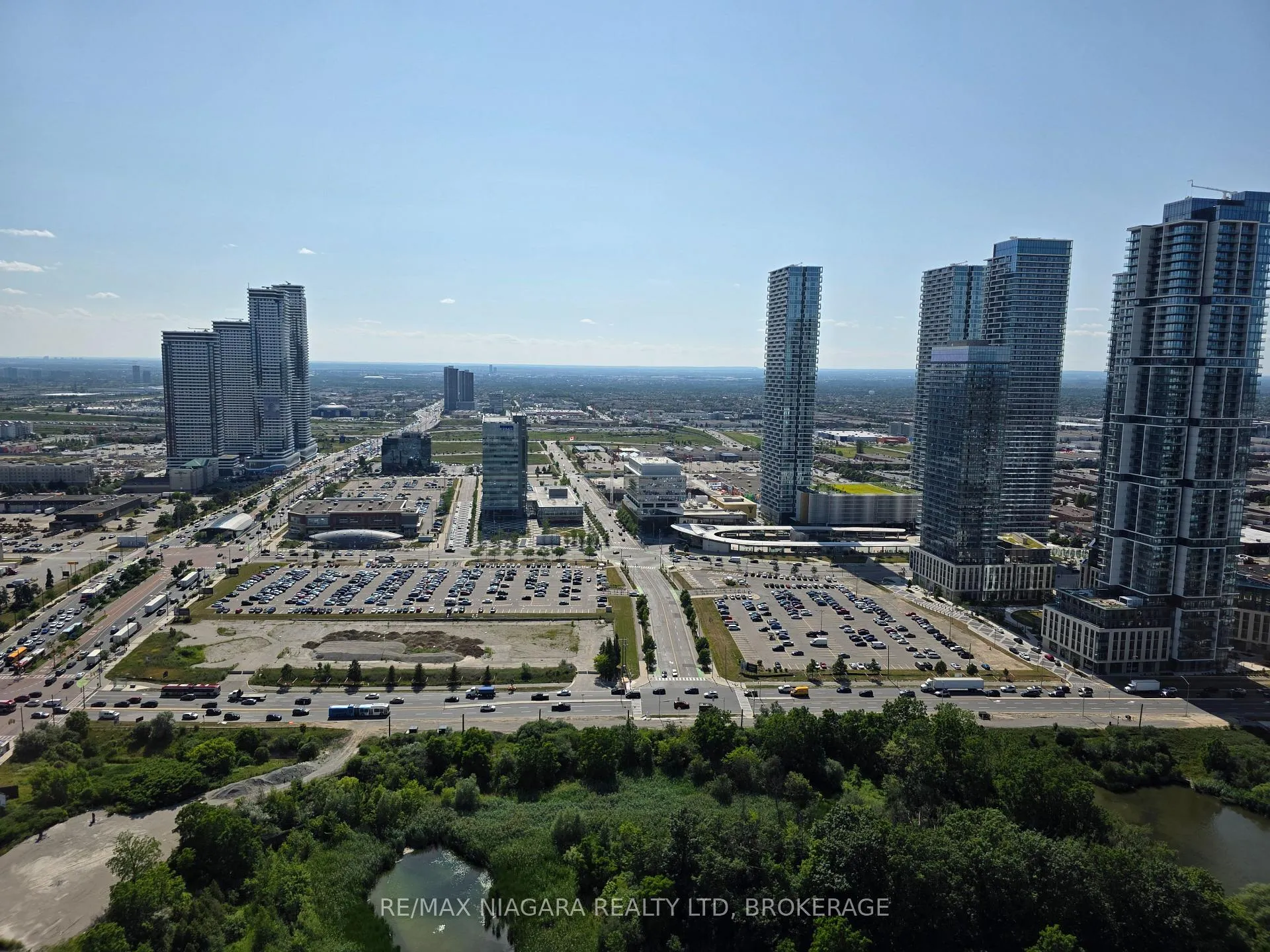 Photo 32 of Unit 3503, 2916 highway 7 Road W, Vaughan, Concord — HOMEH