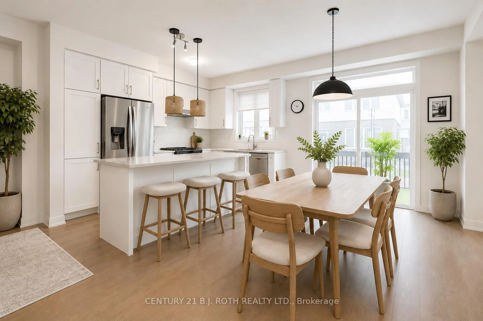 Photo 5 of 140 Shepherd Drive, Barrie, Rural Barrie Southeast — HOMEH