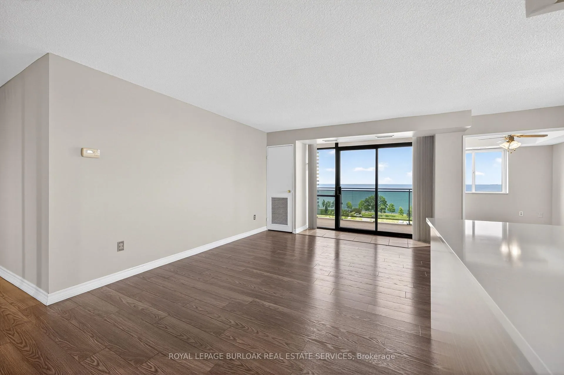 Photo 38 of Unit 802, 301 Frances Avenue, Hamilton, Lakeshore — HOMEH