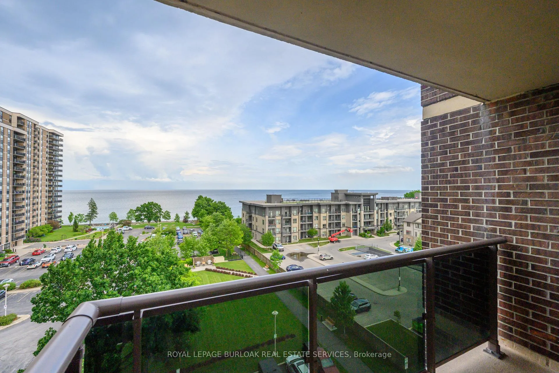 Photo 10 of Unit 802, 301 Frances Avenue, Hamilton, Lakeshore — HOMEH