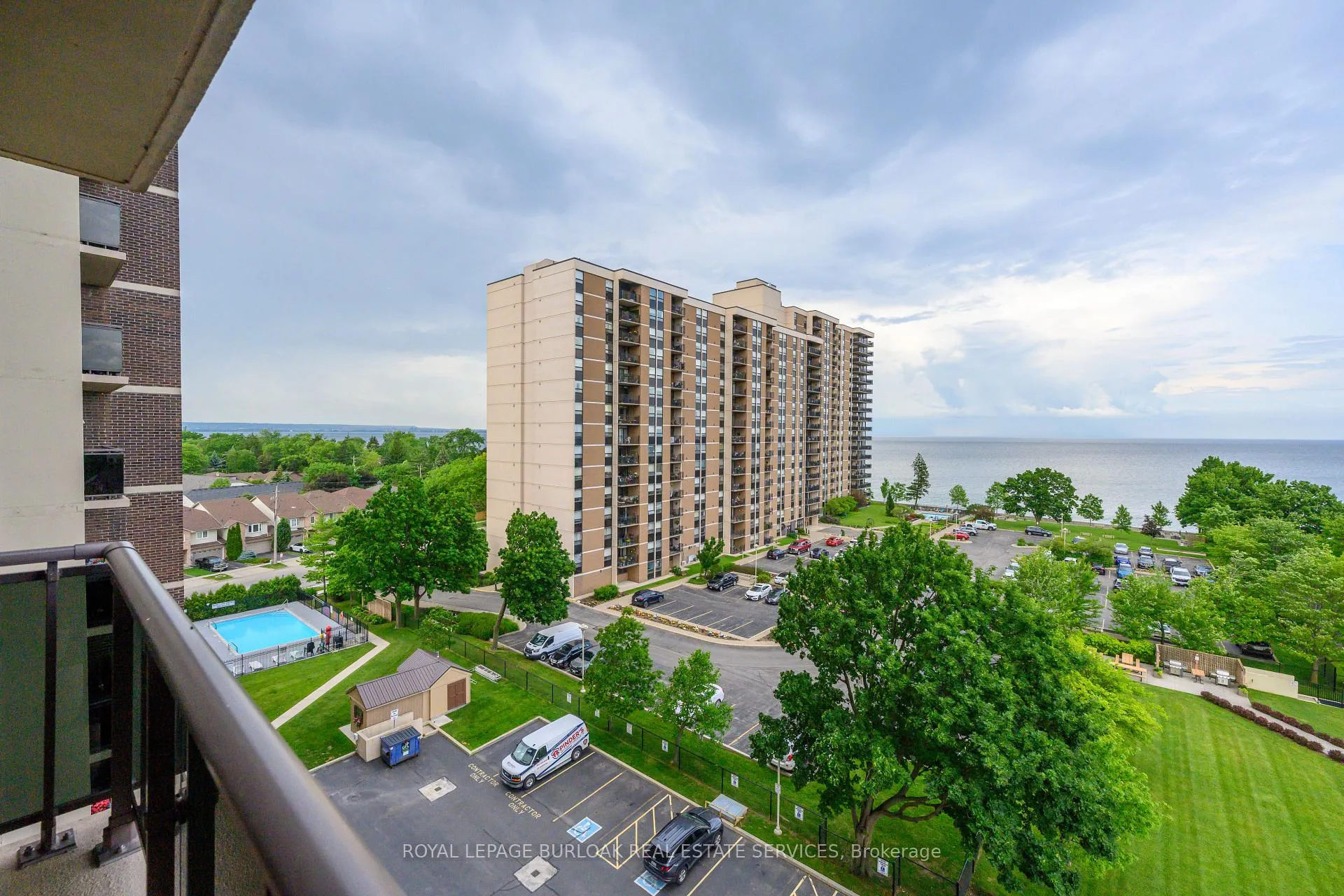 Photo 13 of Unit 802, 301 Frances Avenue, Hamilton, Lakeshore — HOMEH