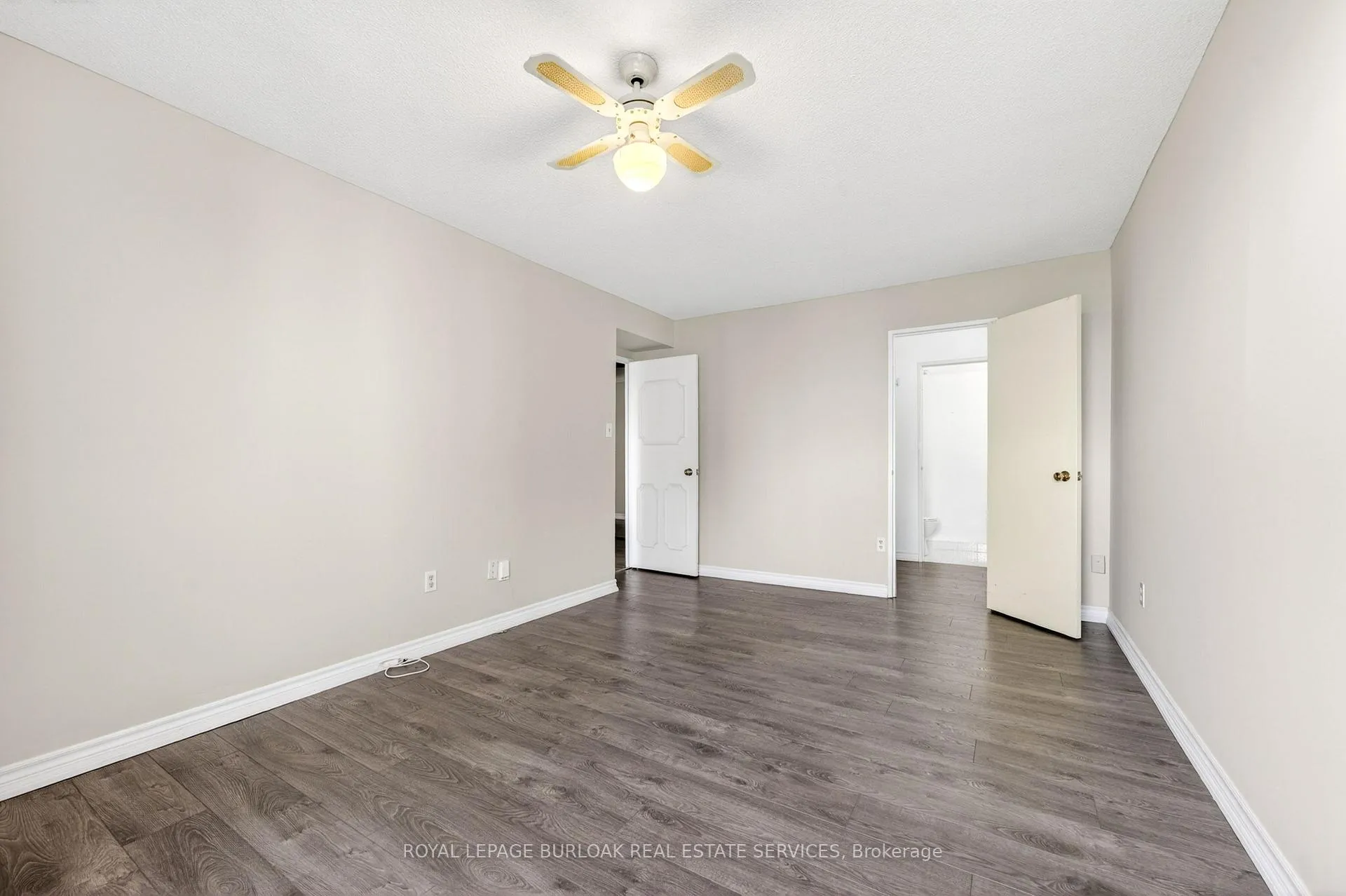 Photo 47 of Unit 802, 301 Frances Avenue, Hamilton, Lakeshore — HOMEH