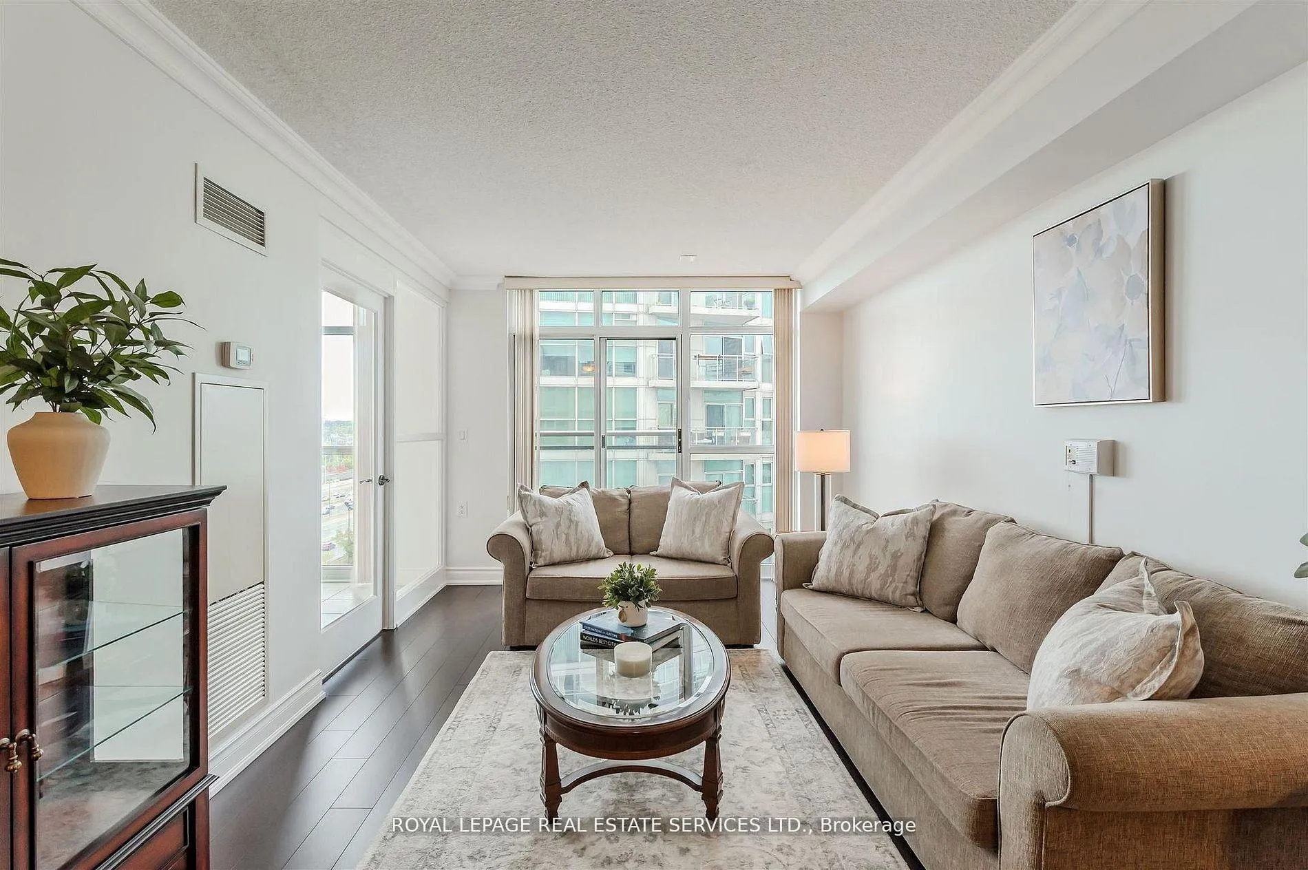 Photo 10 of Unit 1109, 3 Marine Parade Drive, Etobicoke, Mimico — HOMEH