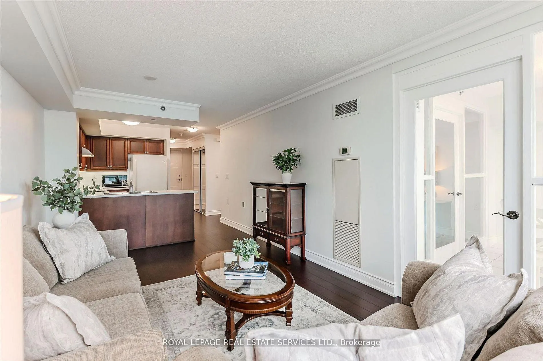 Photo 14 of Unit 1109, 3 Marine Parade Drive, Etobicoke, Mimico — HOMEH