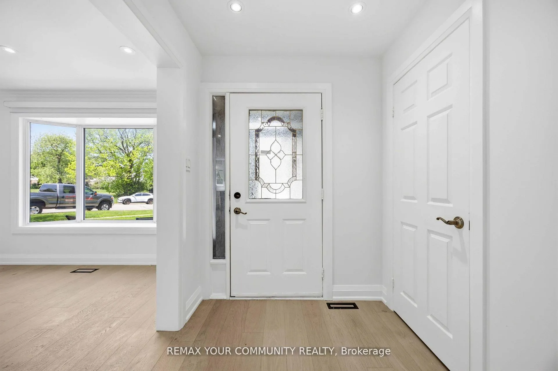Photo 6 of 251 Osmond Crescent, Newmarket, Bristol-London — HOMEH
