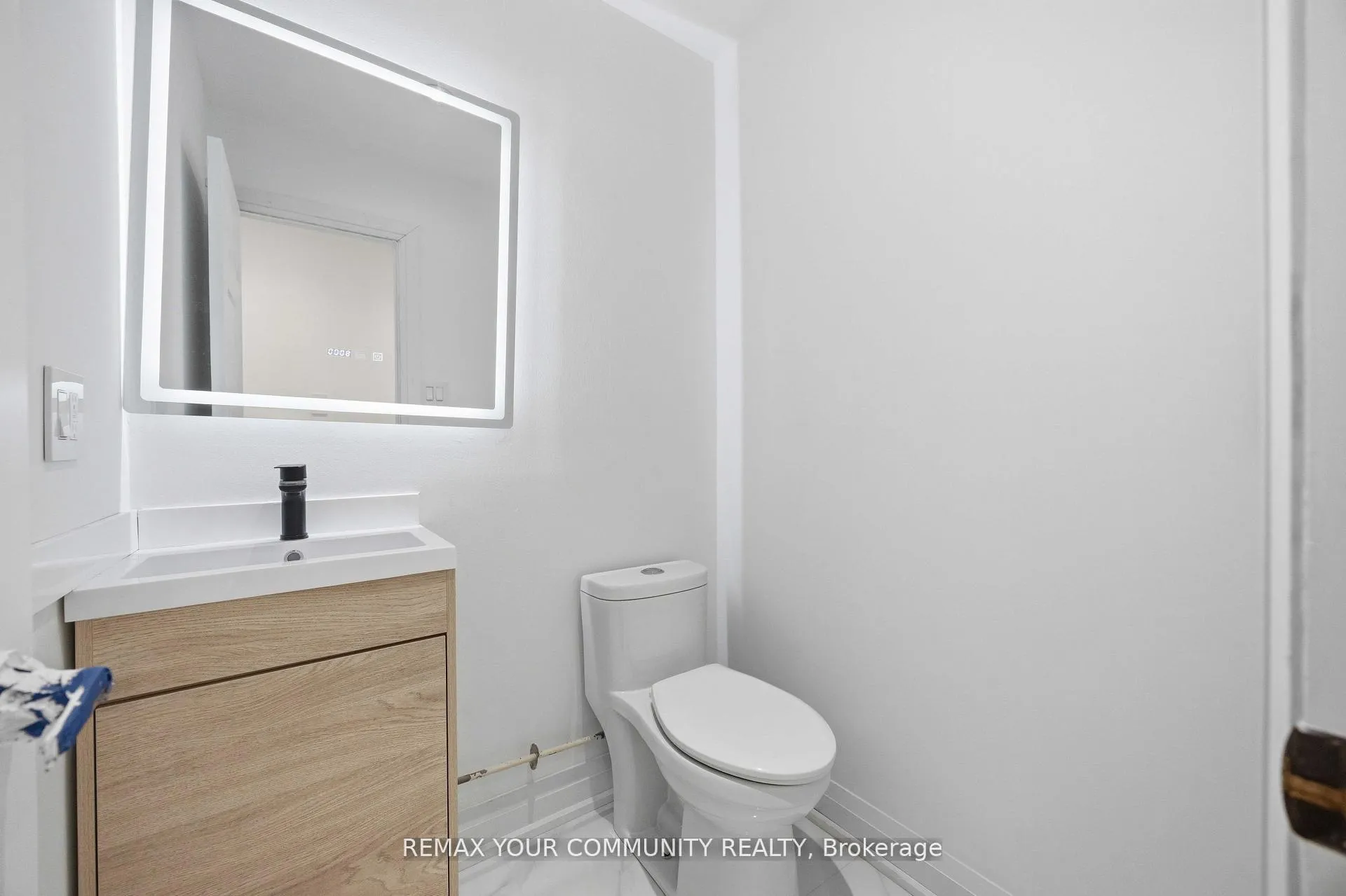 Photo 19 of 251 Osmond Crescent, Newmarket, Bristol-London — HOMEH