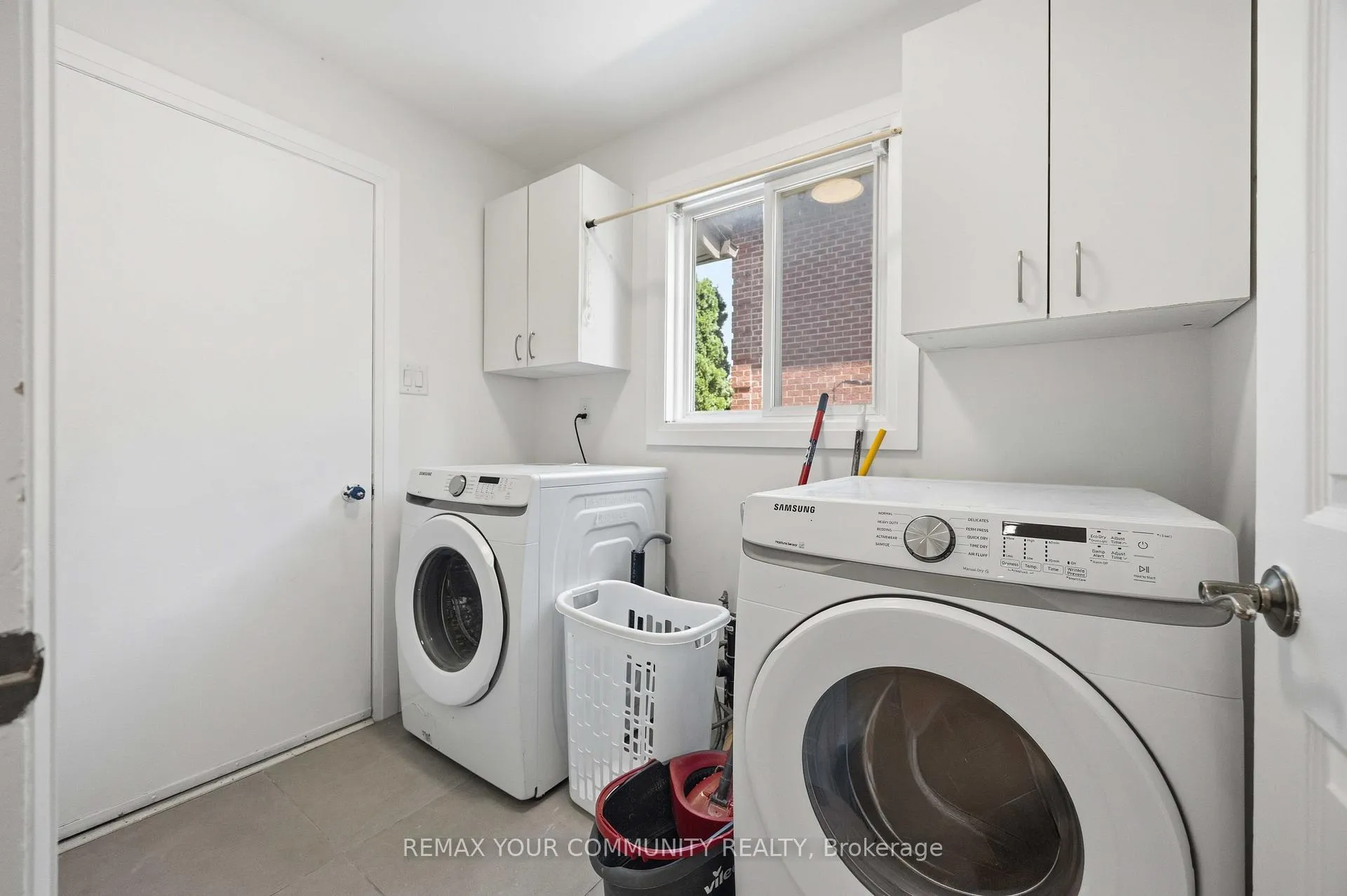 Photo 31 of 251 Osmond Crescent, Newmarket, Bristol-London — HOMEH
