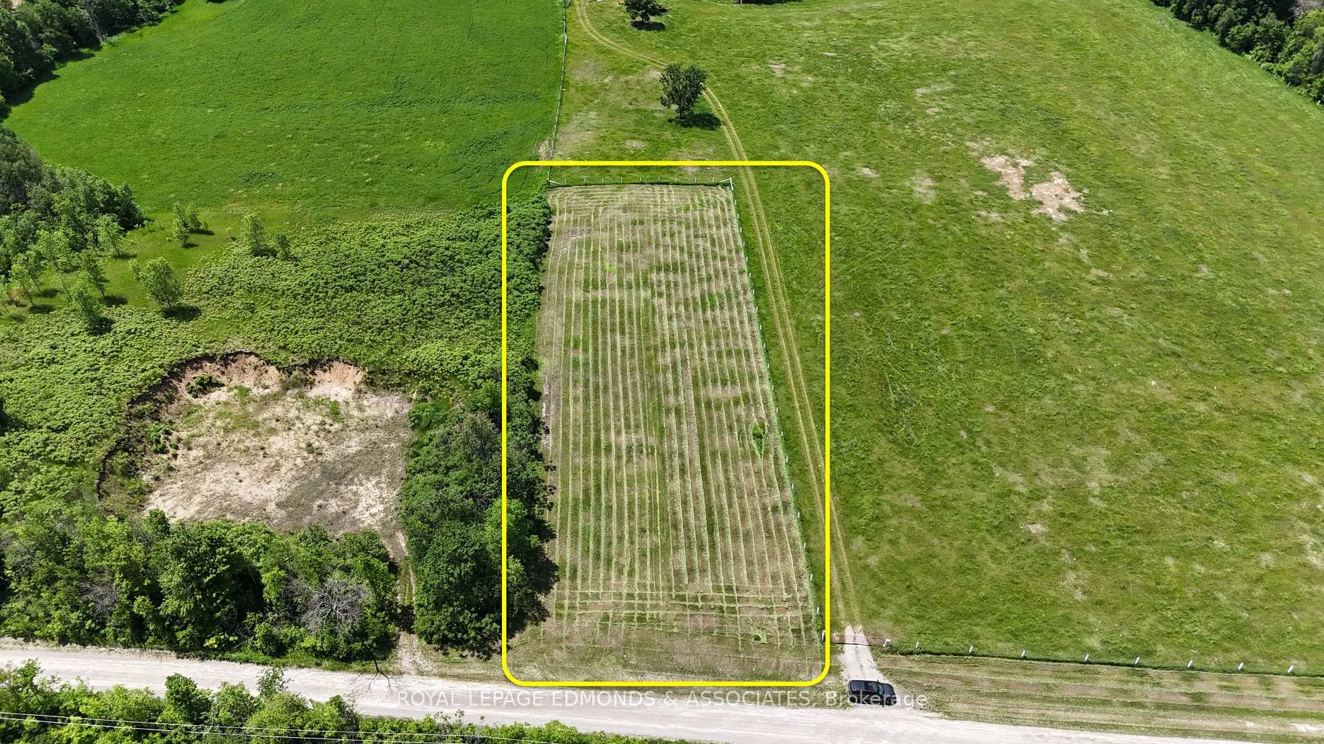 Photo 5 of 126 Davidson Road, Whitewater Region, Whitewater Region — HOMEH