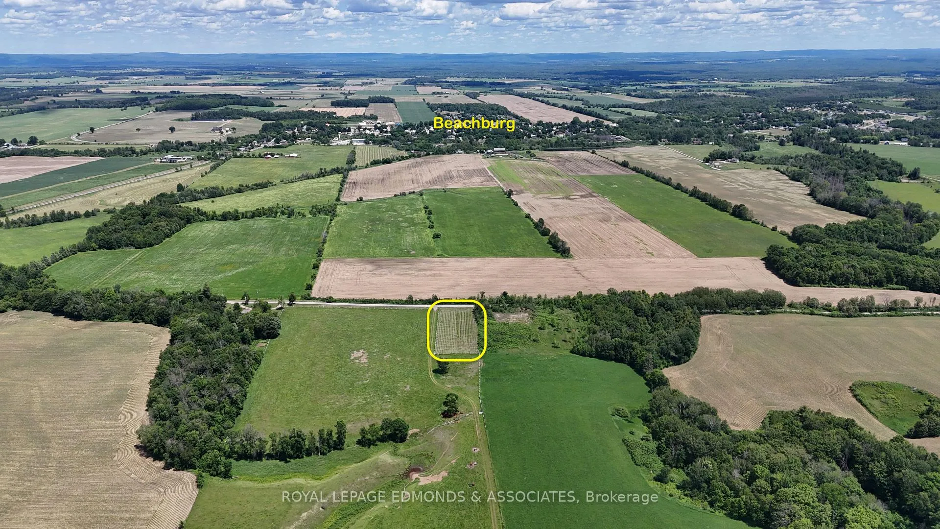 Photo 10 of 126 Davidson Road, Whitewater Region, Whitewater Region — HOMEH