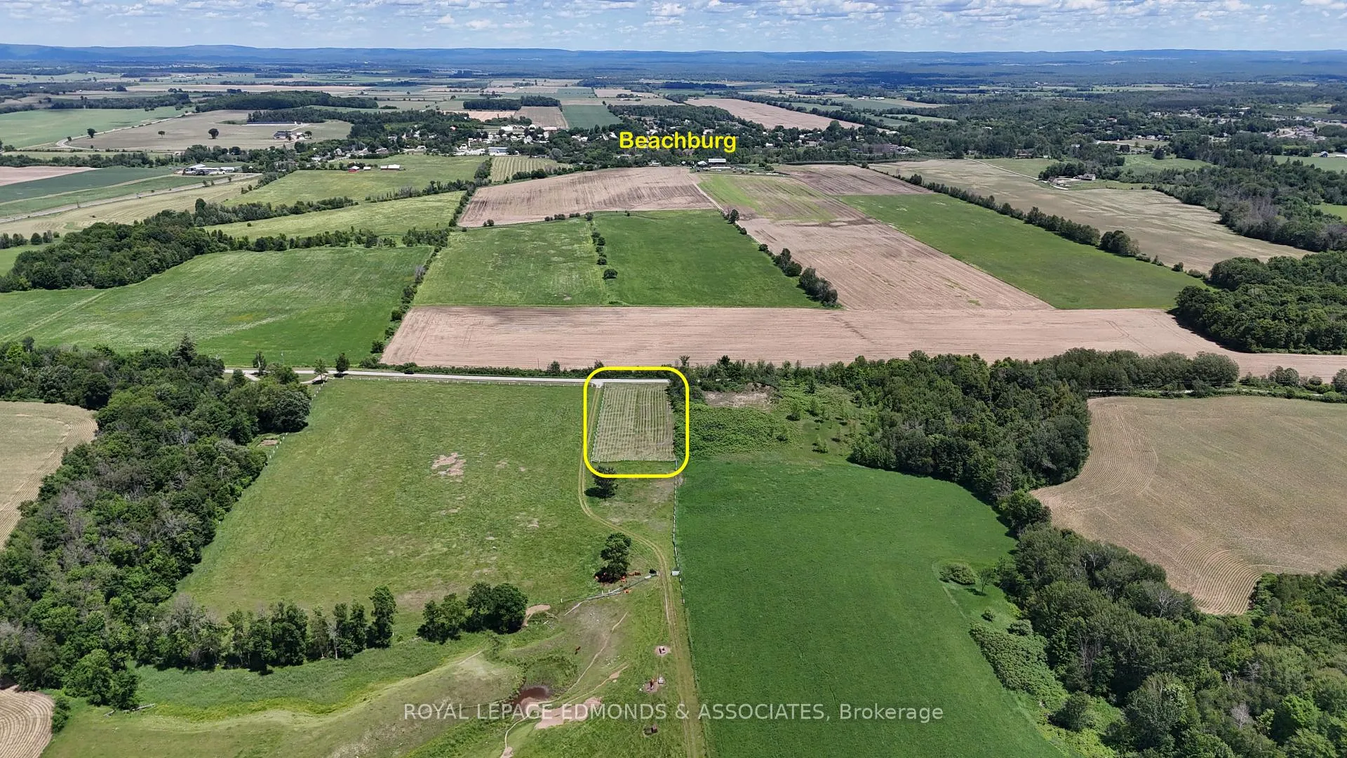 Photo 11 of 126 Davidson Road, Whitewater Region, Whitewater Region — HOMEH