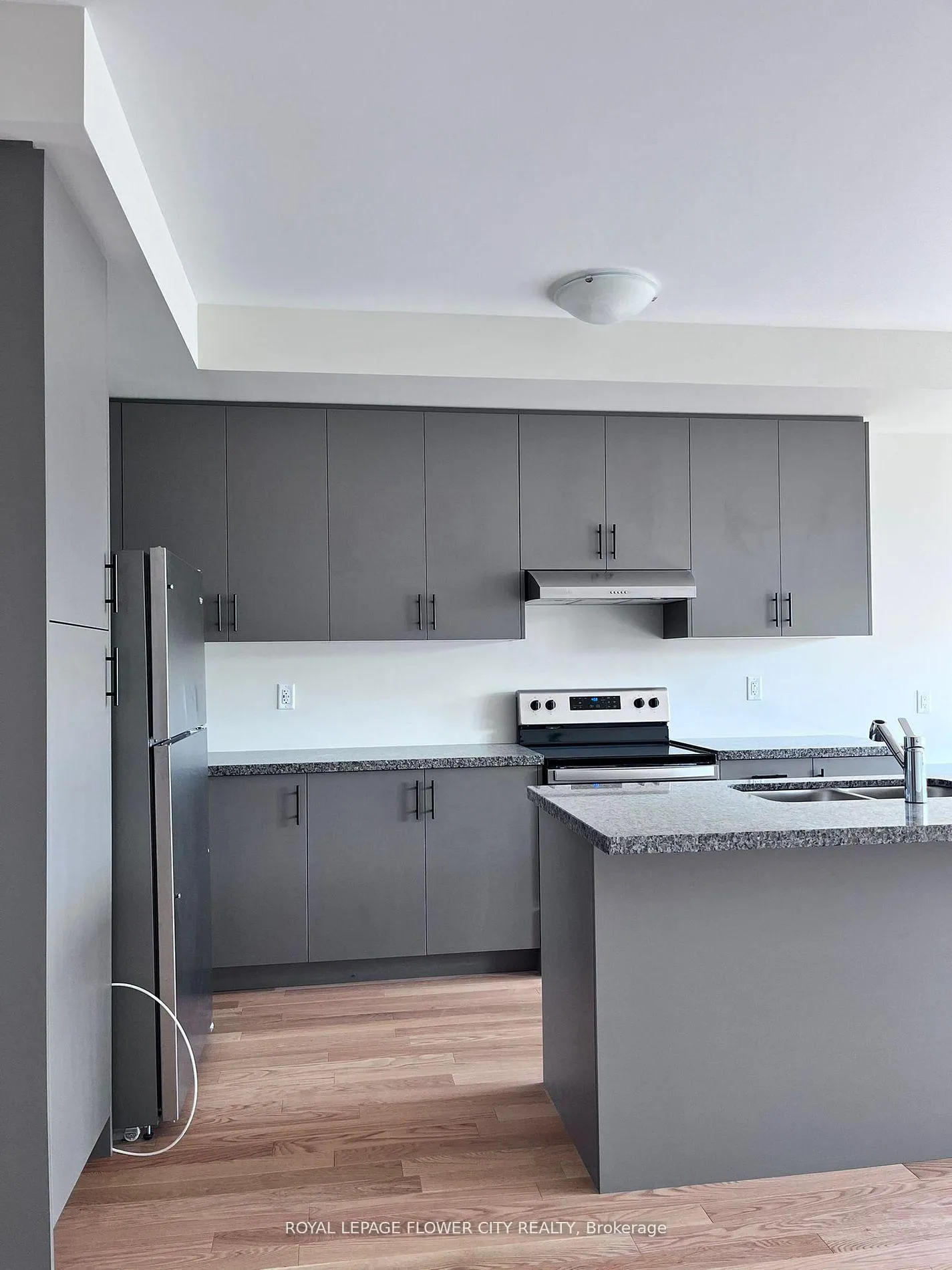 Photo 4 of 1438 Almonte Drive, Burlington, Tyandaga — HOMEH