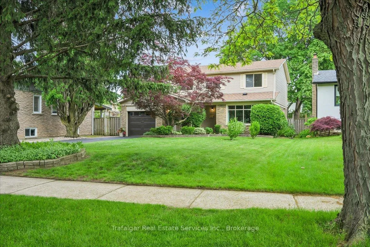 Photo 2 of 2643 Spruce Needle Drive, Mississauga, Erin Mills — HOMEH