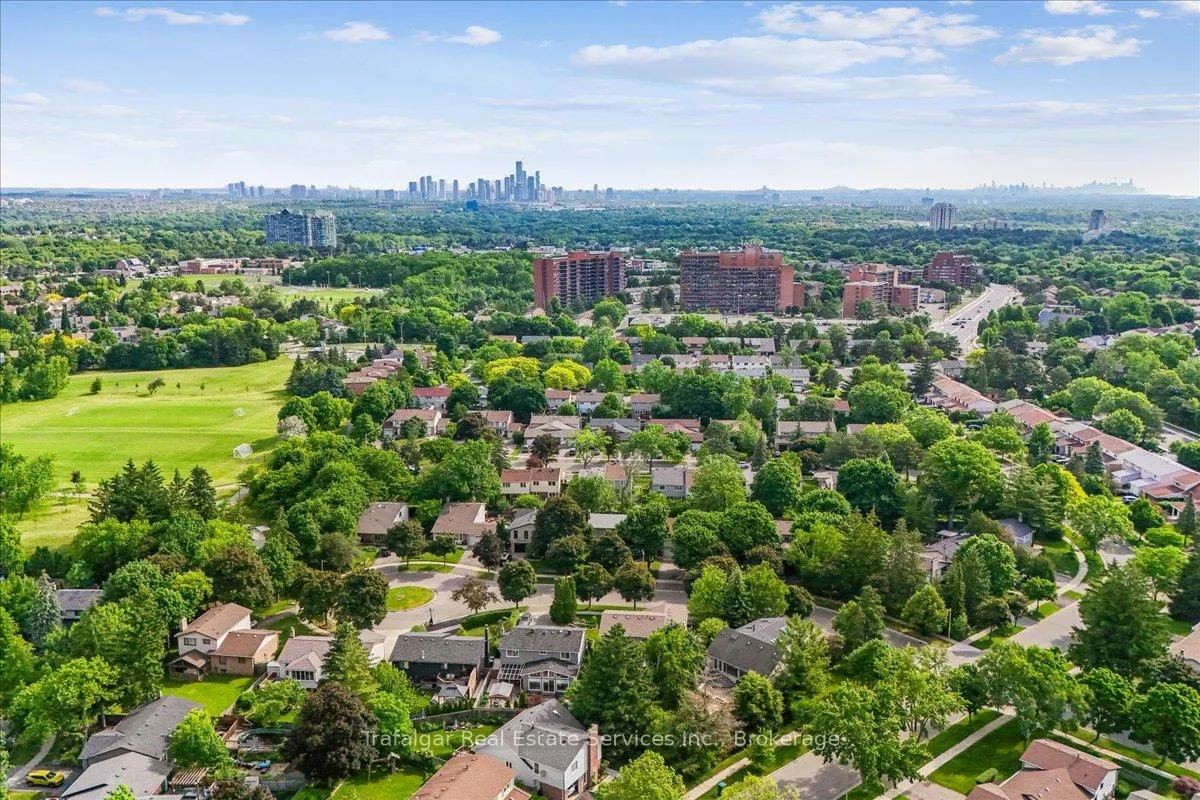 Photo 37 of 2643 Spruce Needle Drive, Mississauga, Erin Mills — HOMEH