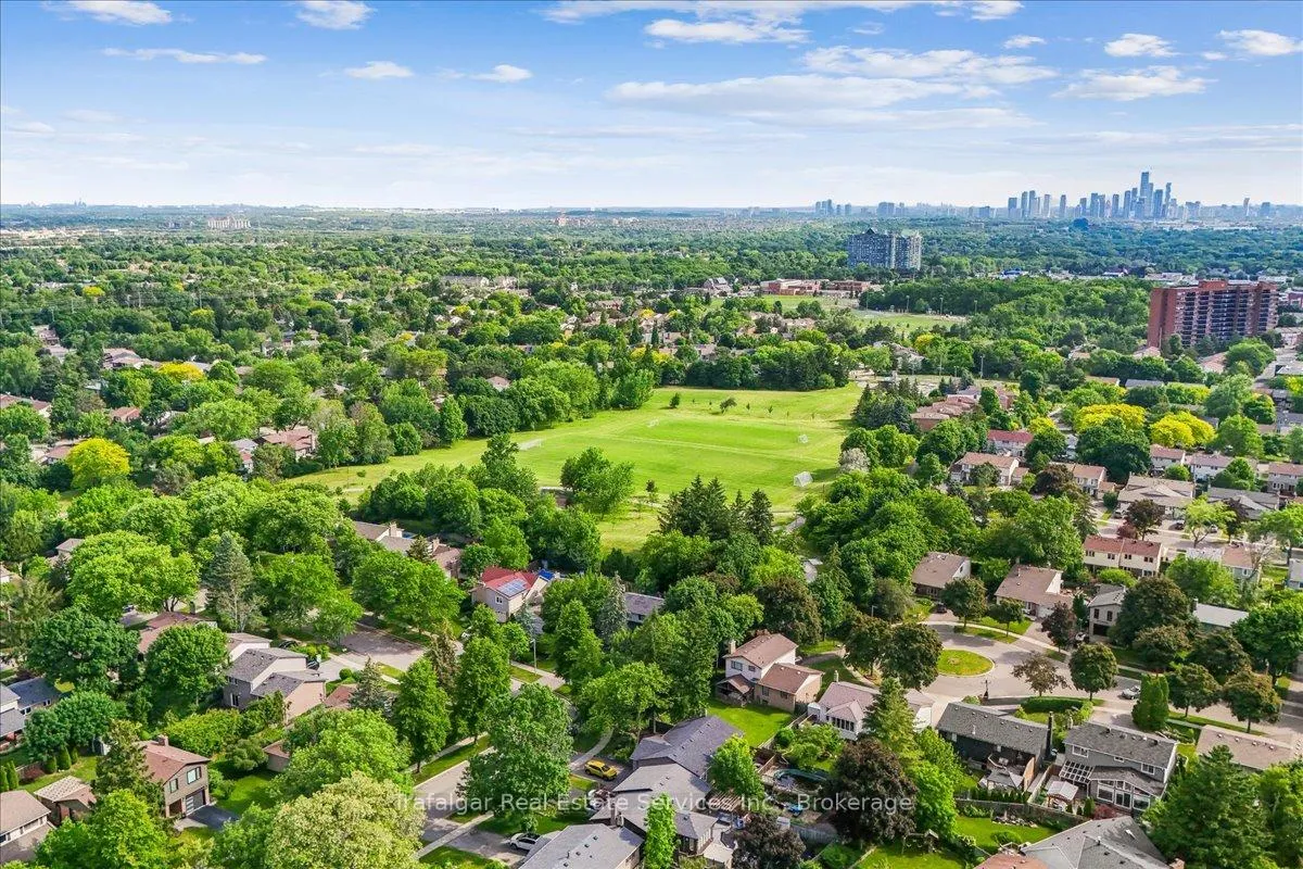 Photo 38 of 2643 Spruce Needle Drive, Mississauga, Erin Mills — HOMEH