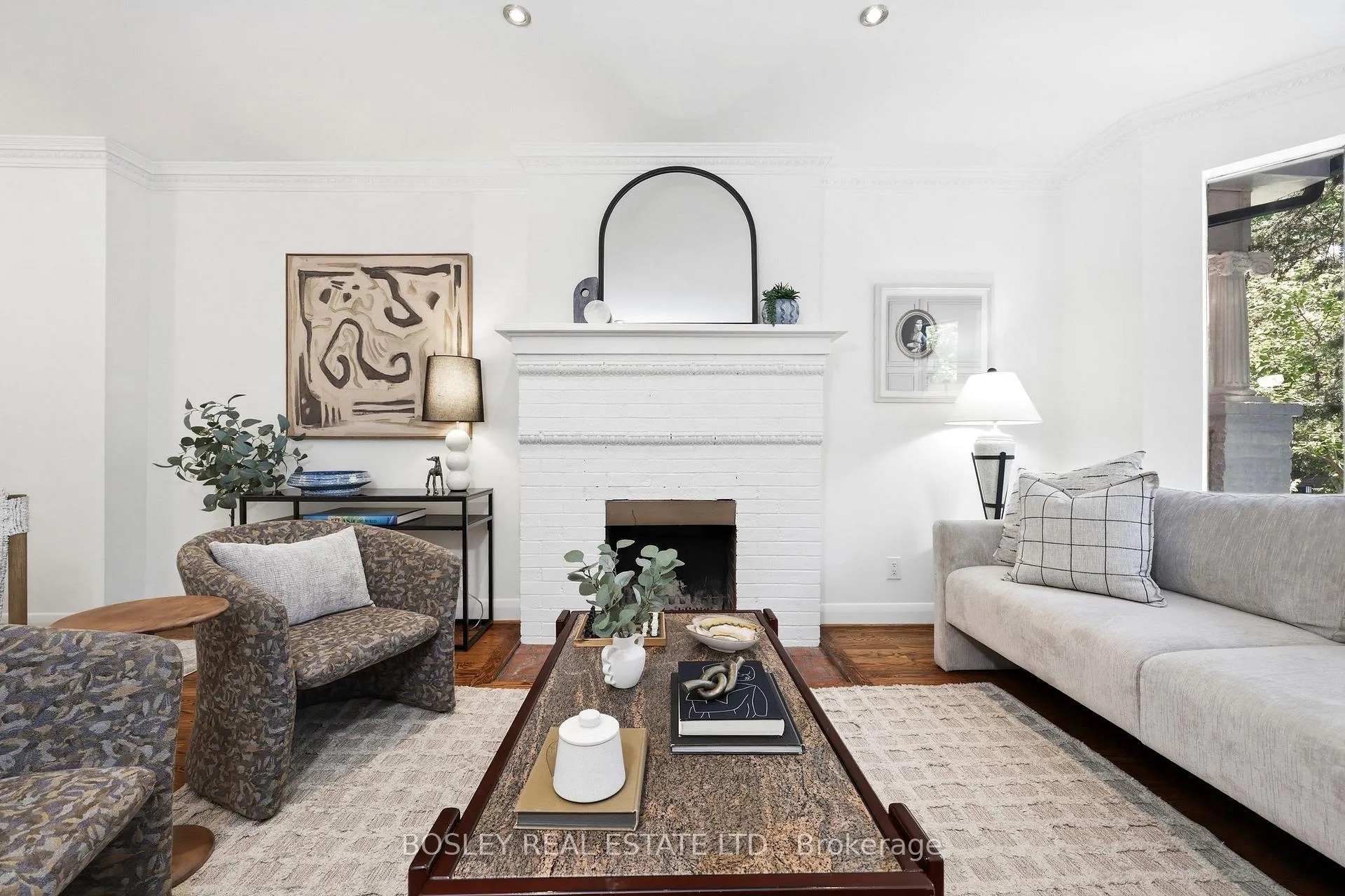Photo 7 of 34 Tennis Crescent, Toronto, North Riverdale — HOMEH