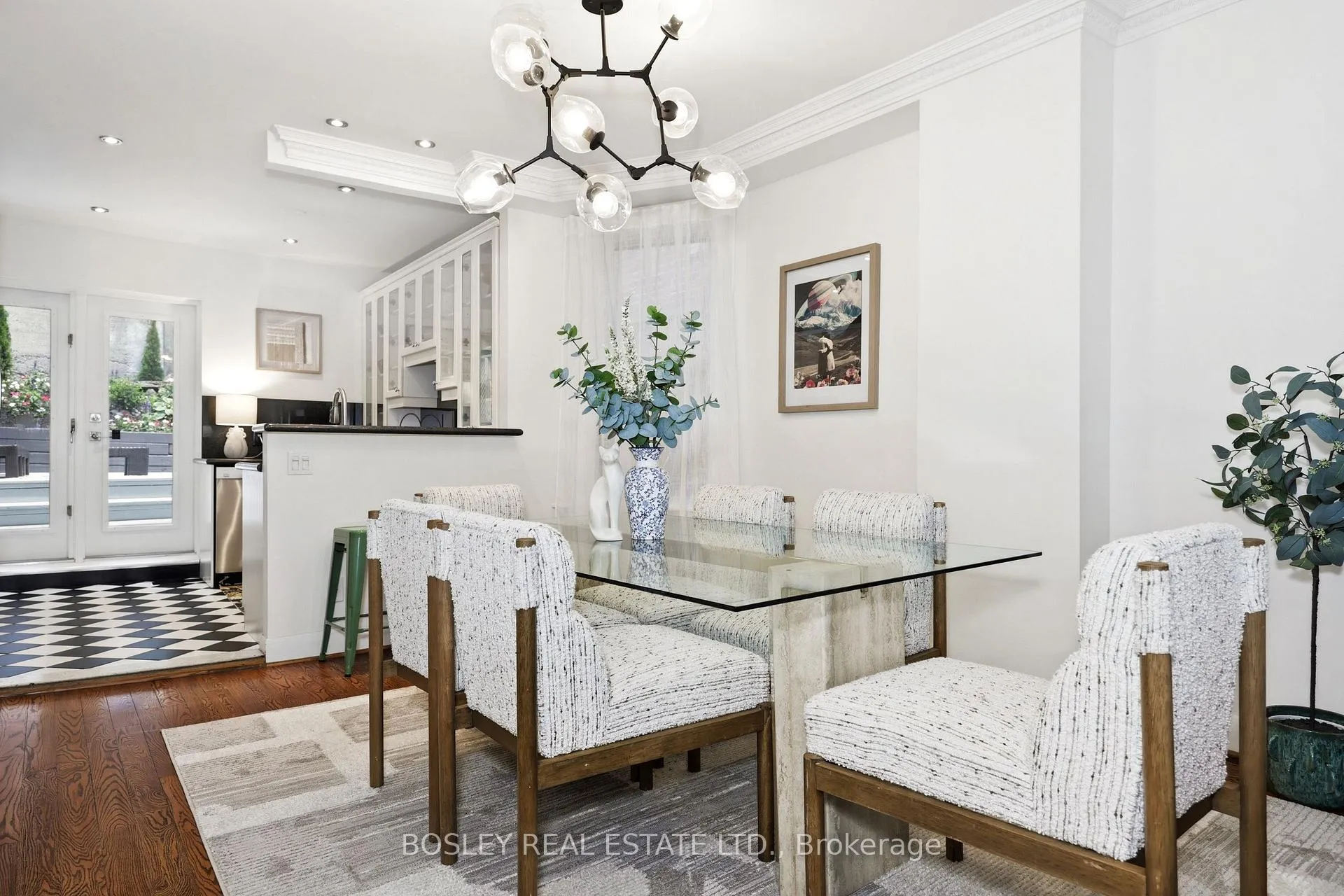 Photo 11 of 34 Tennis Crescent, Toronto, North Riverdale — HOMEH
